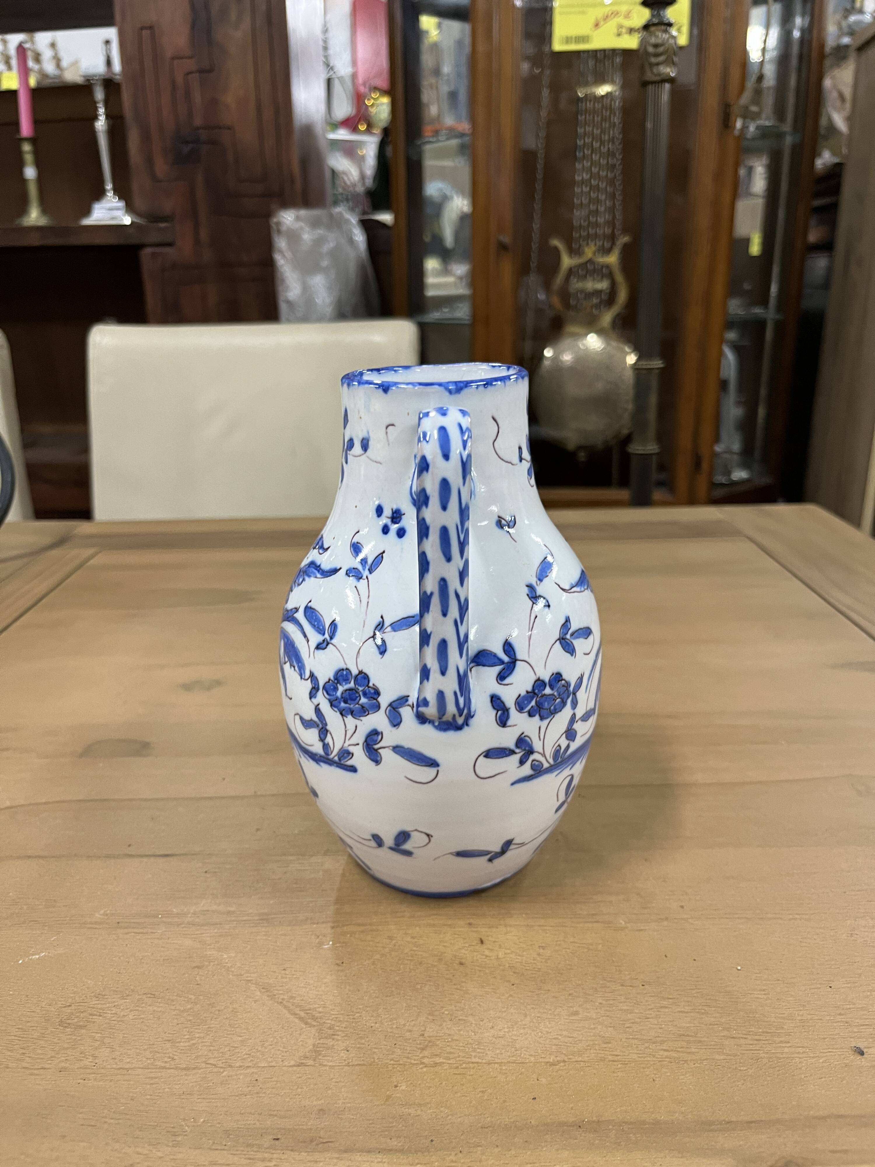 Small blue white asian vase