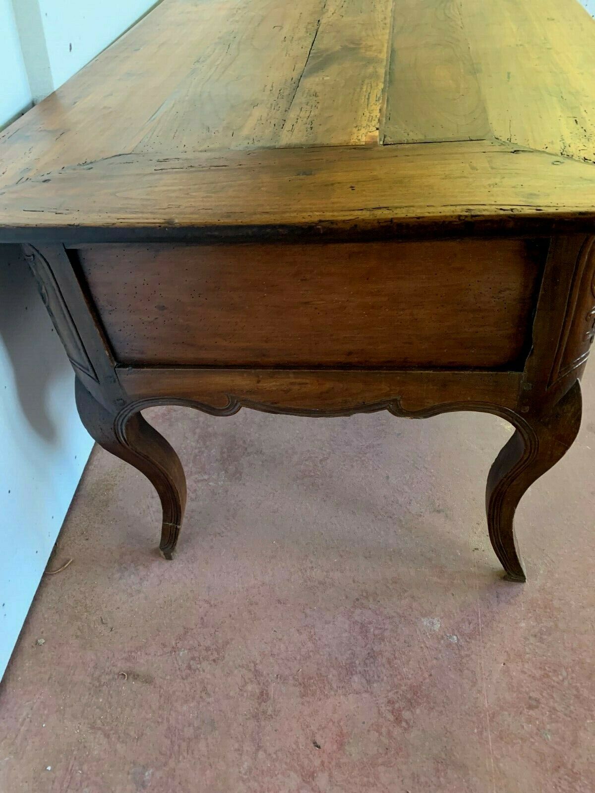 Louis XV-style flat-top desk
