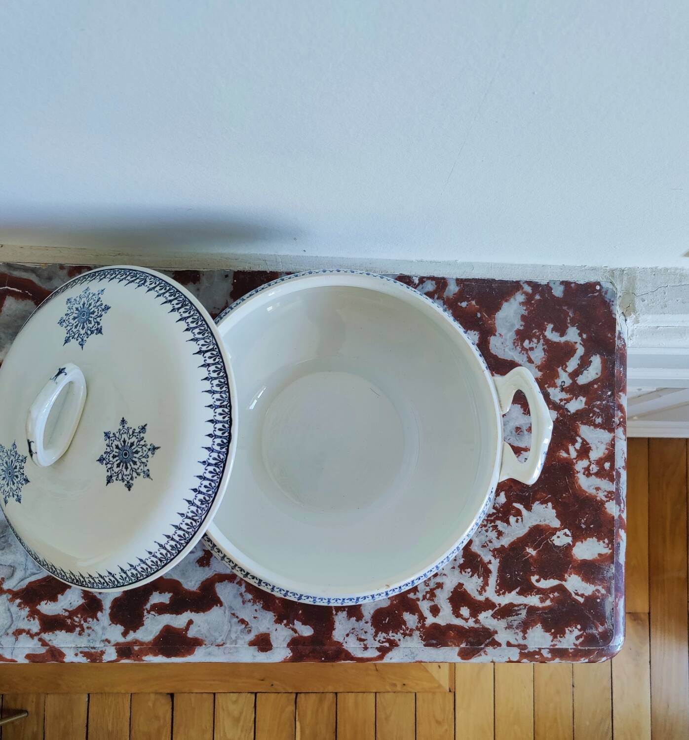 Saint-Amand earthenware soup tureen