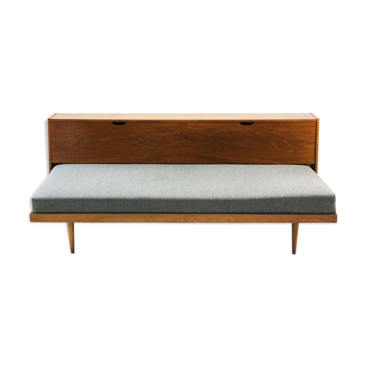Extendible day bed, walnut with grey cover 1960