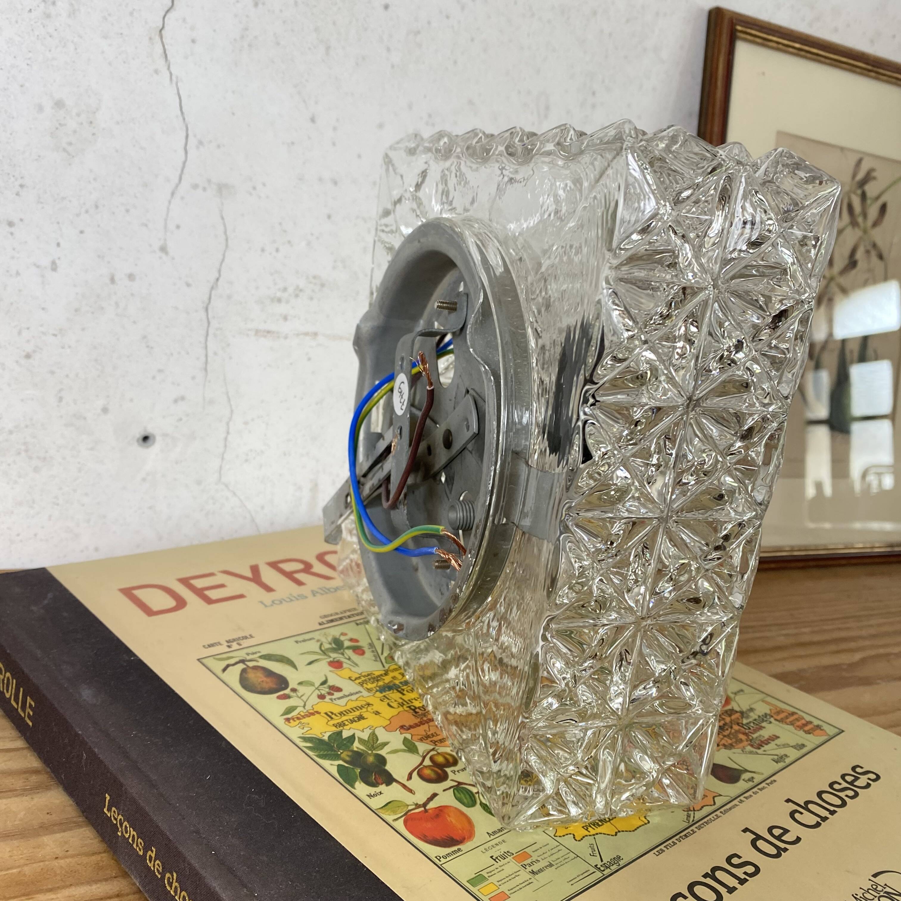 Square wall light or ceiling light in transparent glass, vintage fixture.