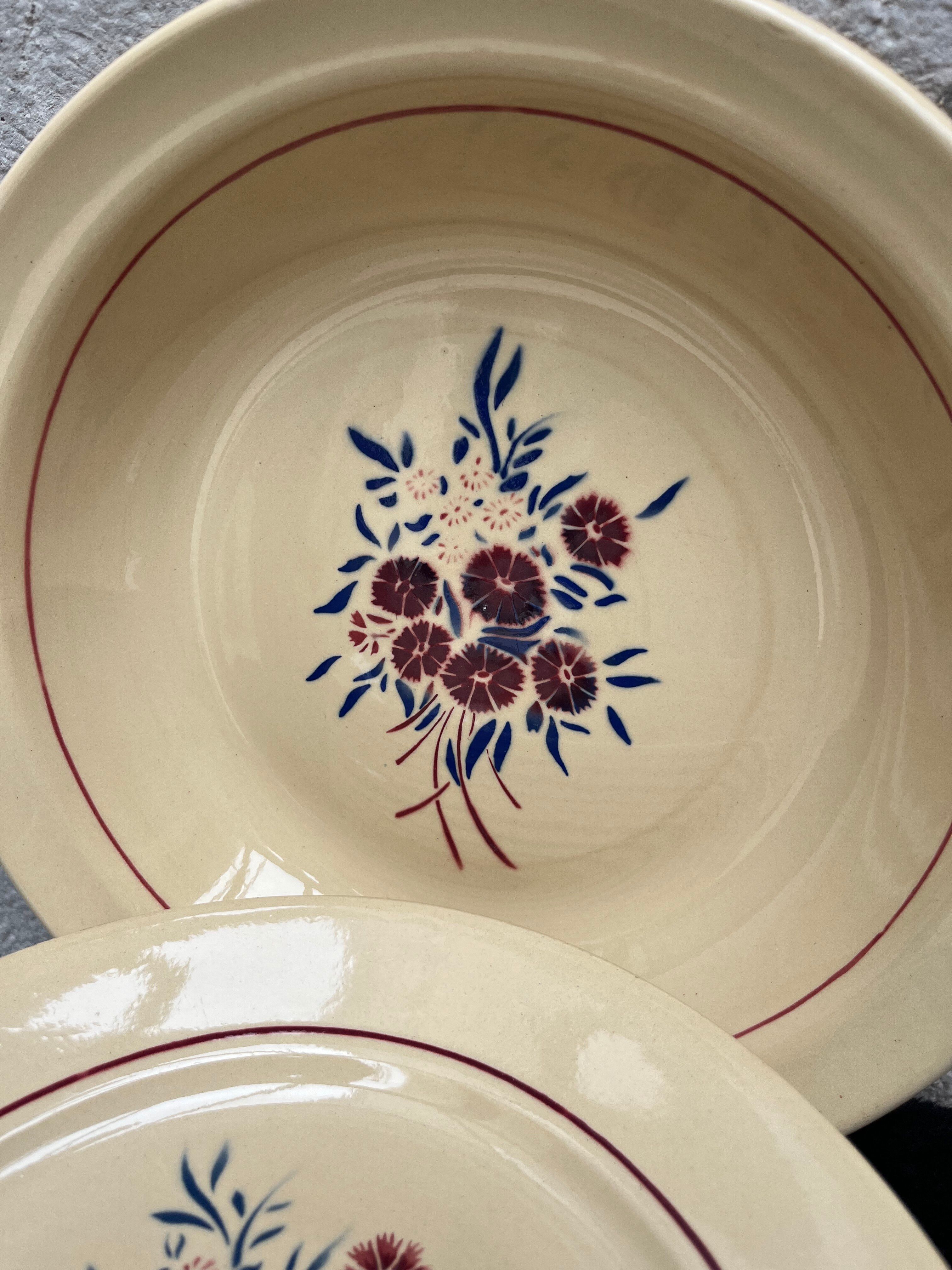 Set 12 assiettes plates « œillets » et plat Badonviller