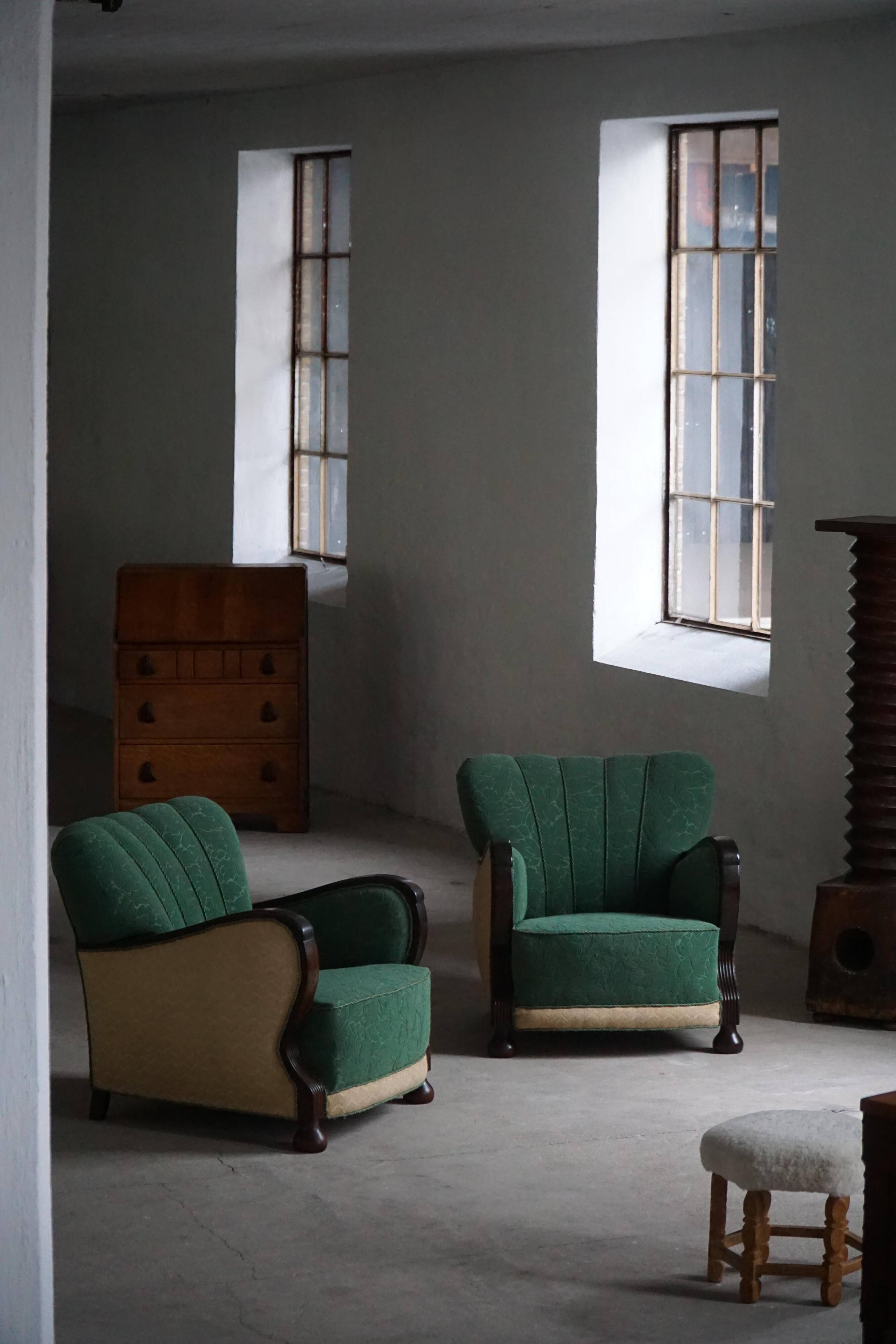 Pair of Art Deco lounge chairs, made by a Danish cabinetmaker, 1940s.