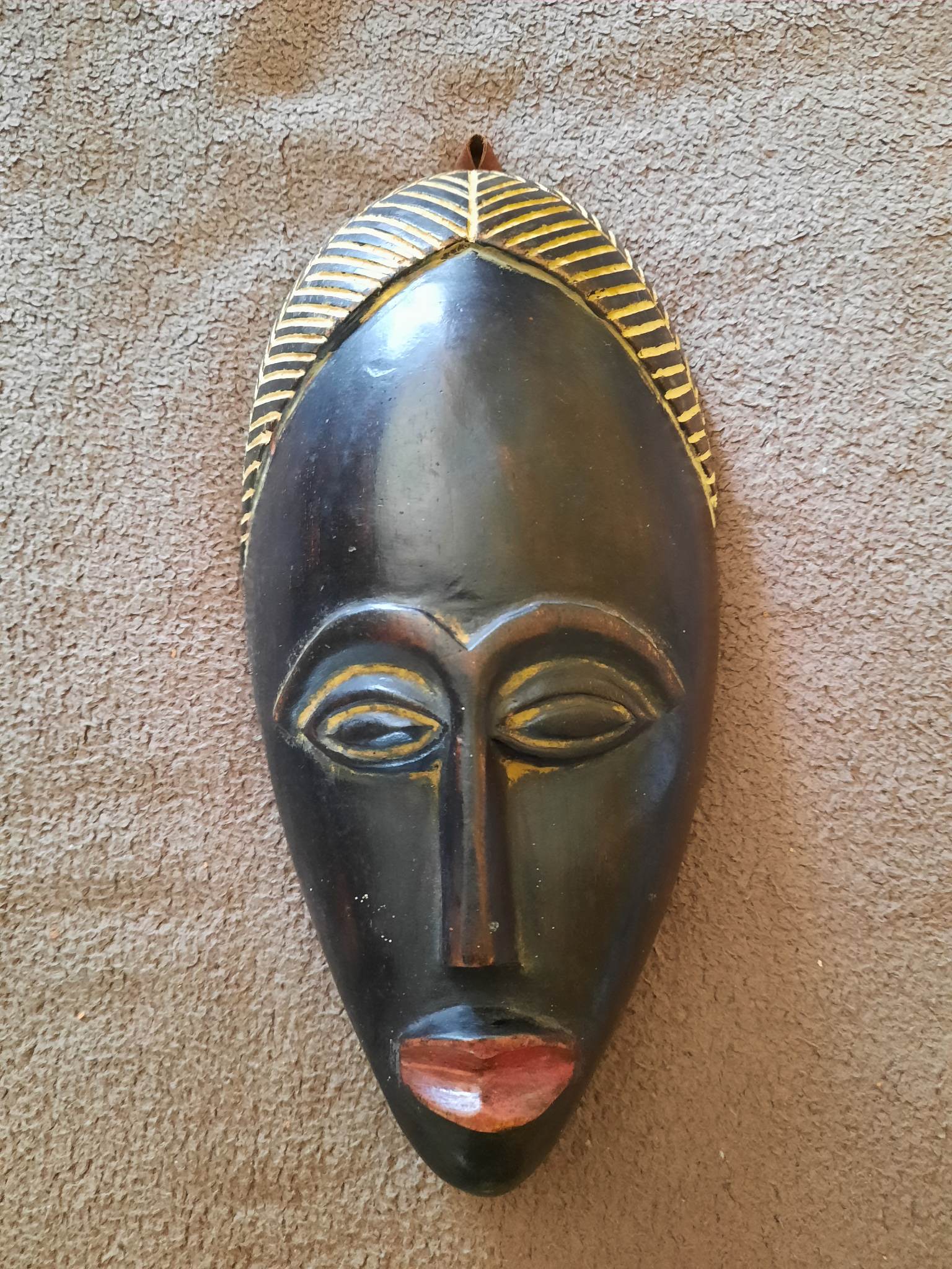 Accra mask from ghana