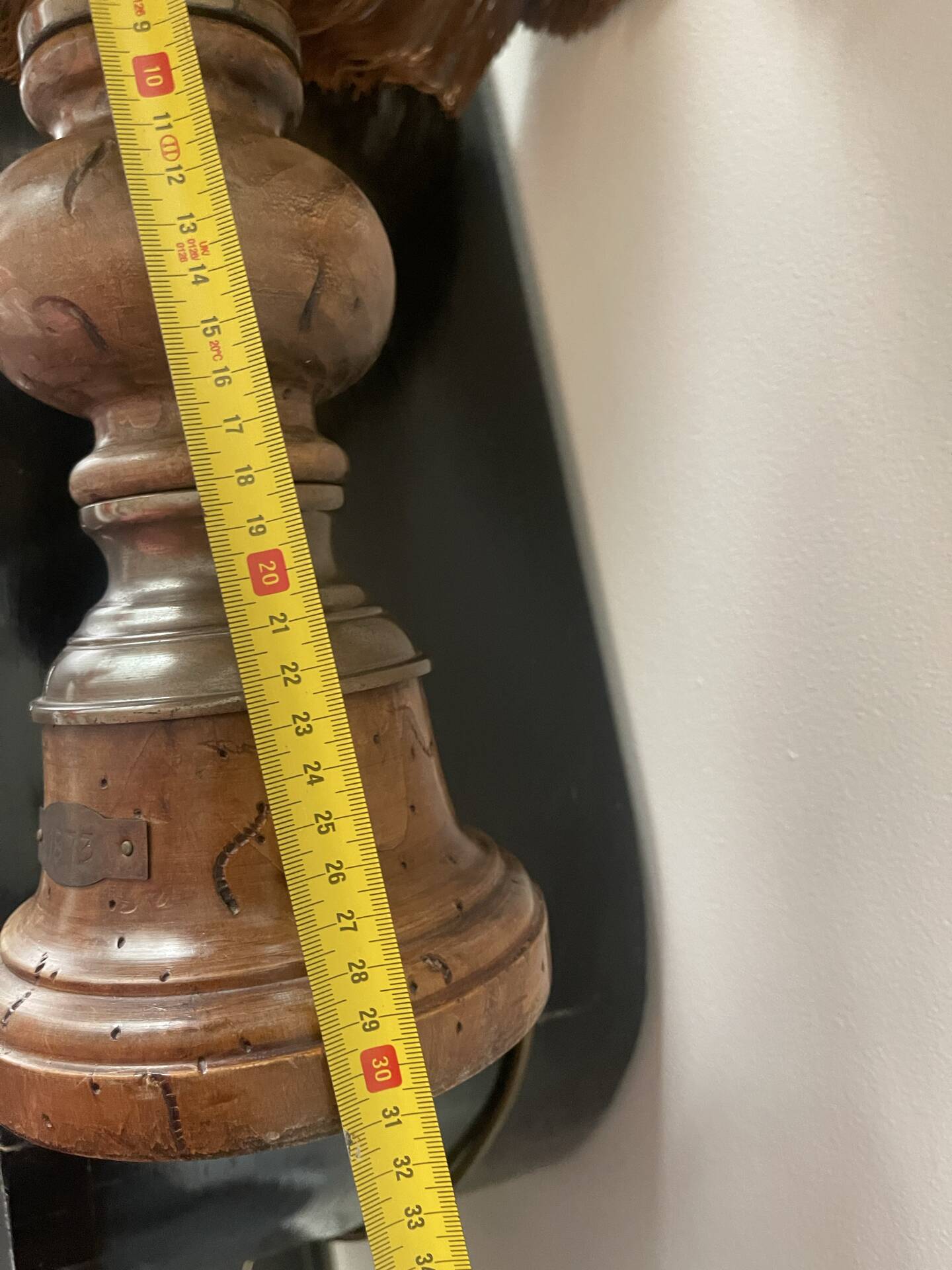 Vintage 80s wooden rustic lamp
