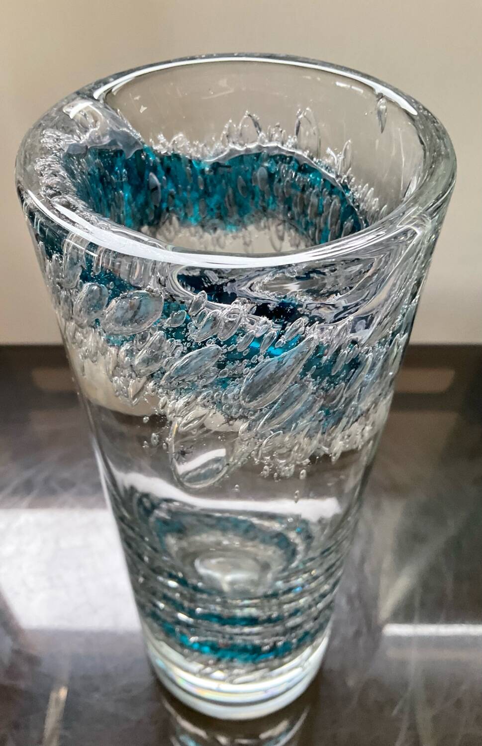 Vintage cylindrical crystal vase with inclusion