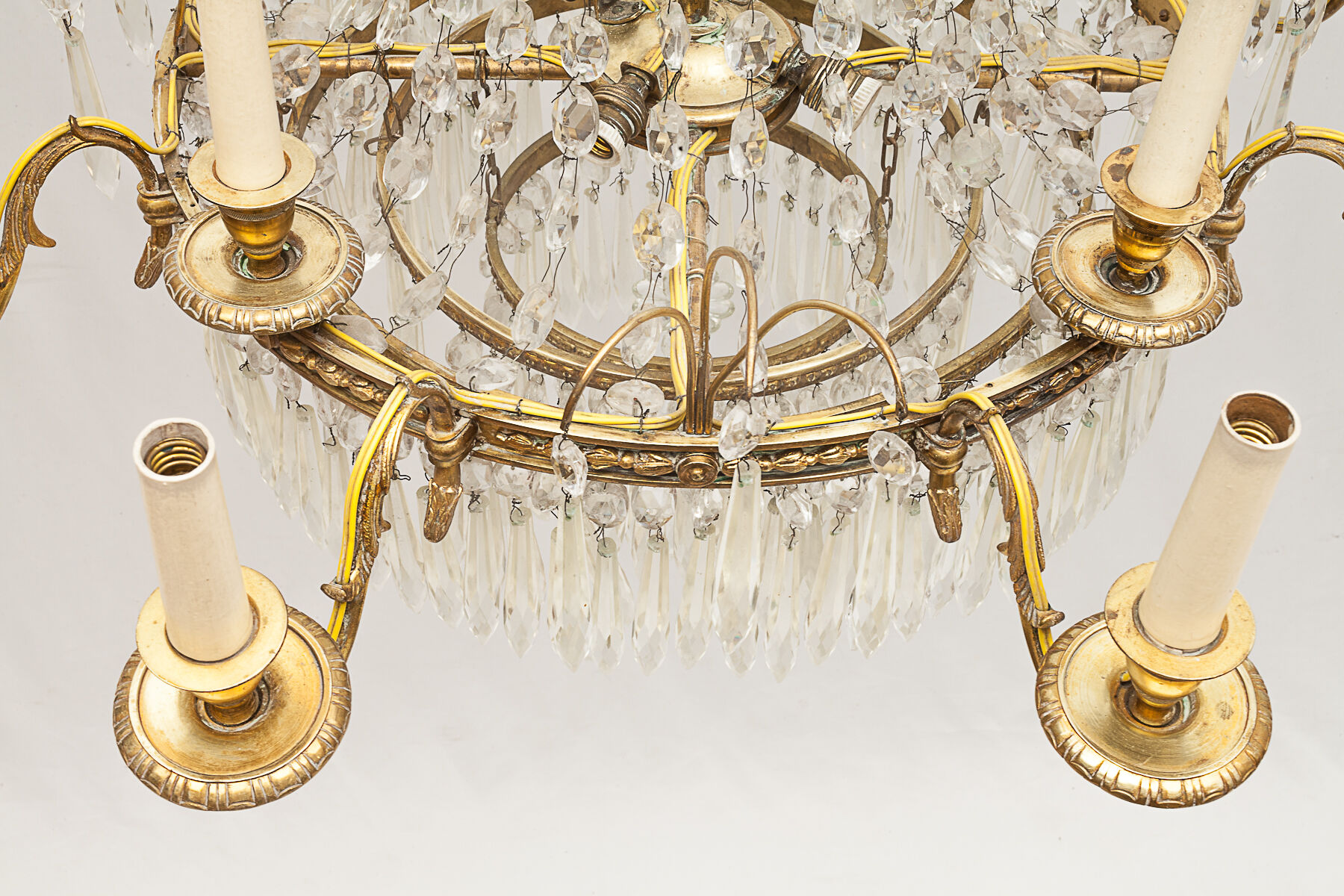 16-light hot air balloon chandelier