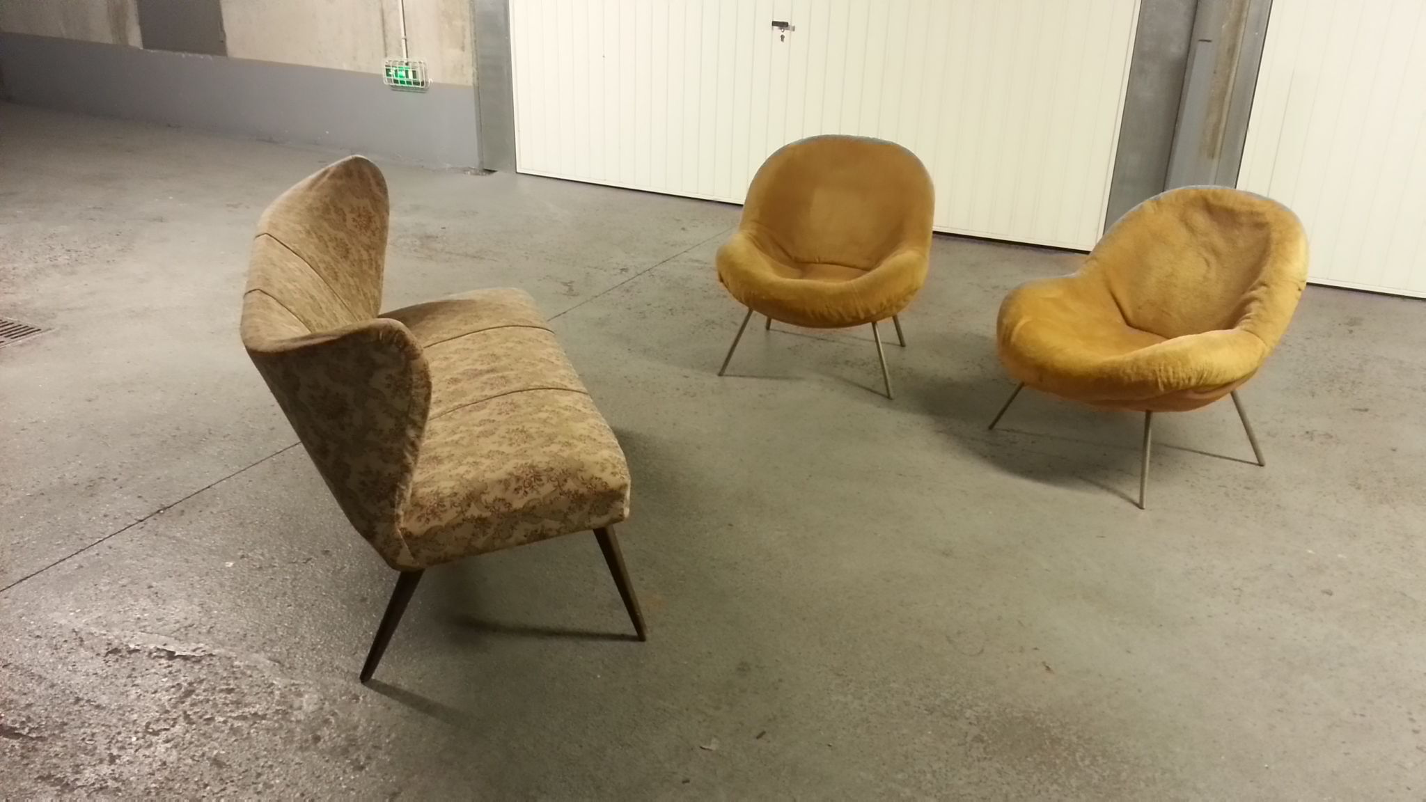 Canapé sofa cocktail années 50 sculptural