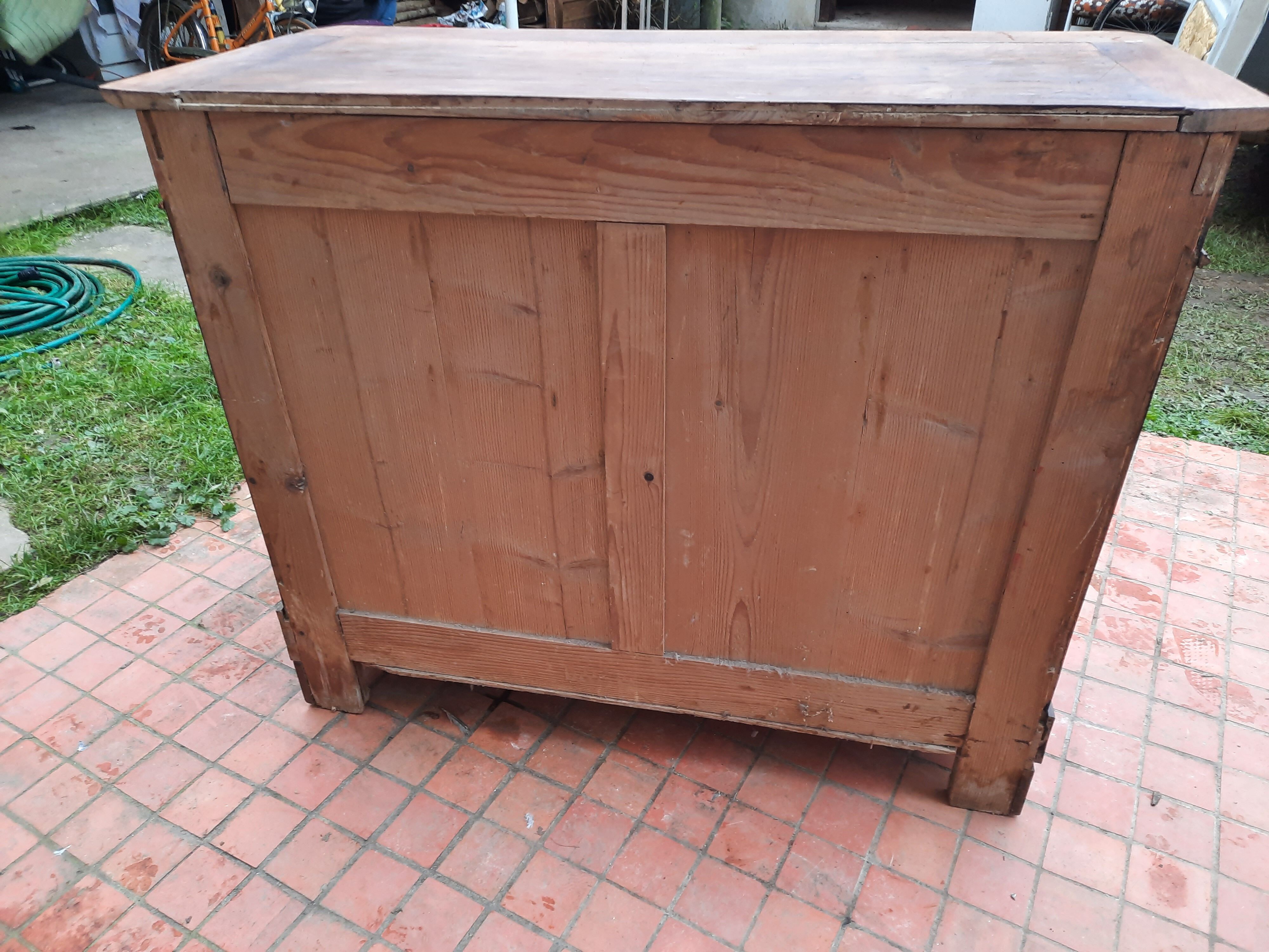 Louis Philippe Commodity