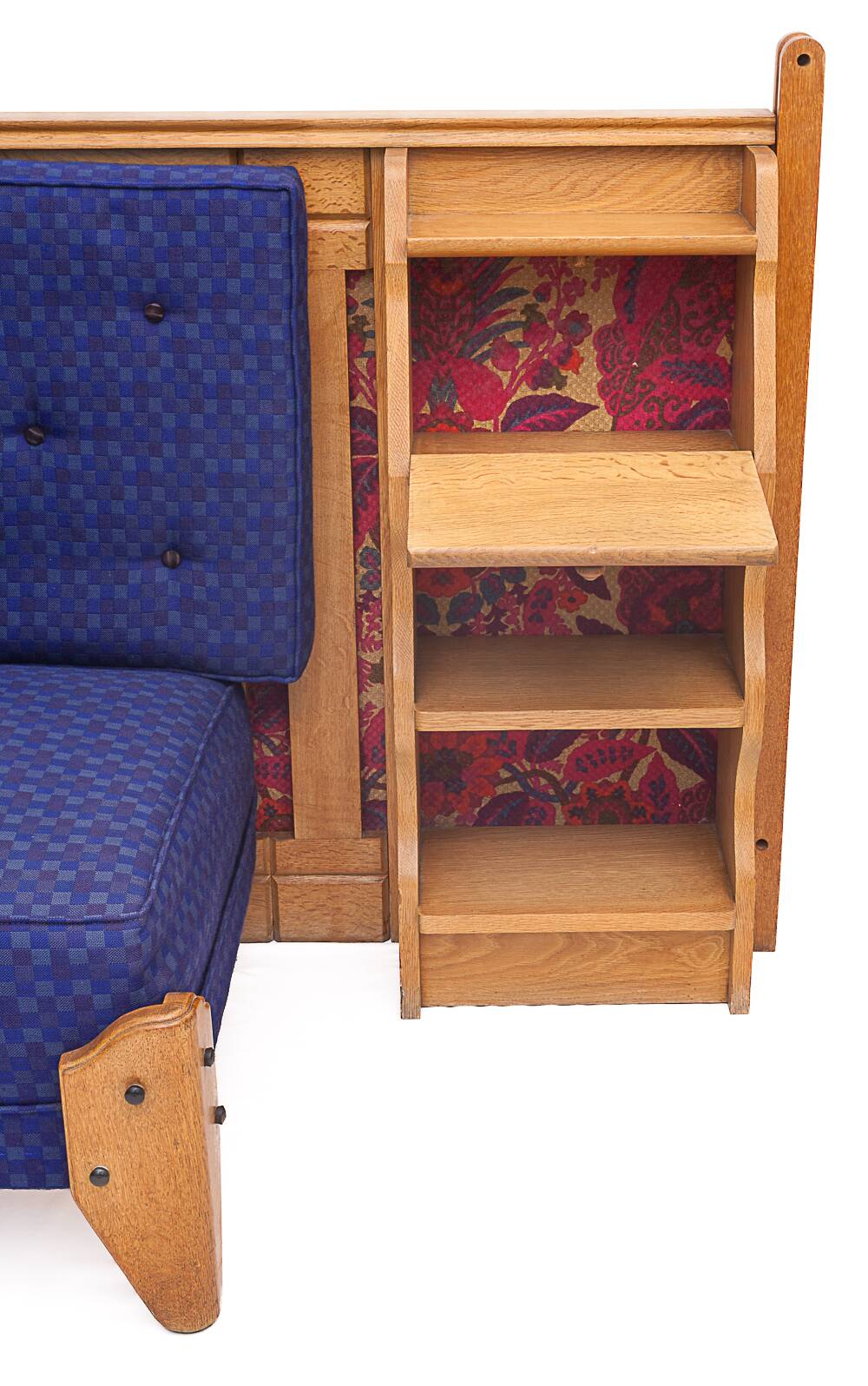 Guillerme and Chambron corner bench