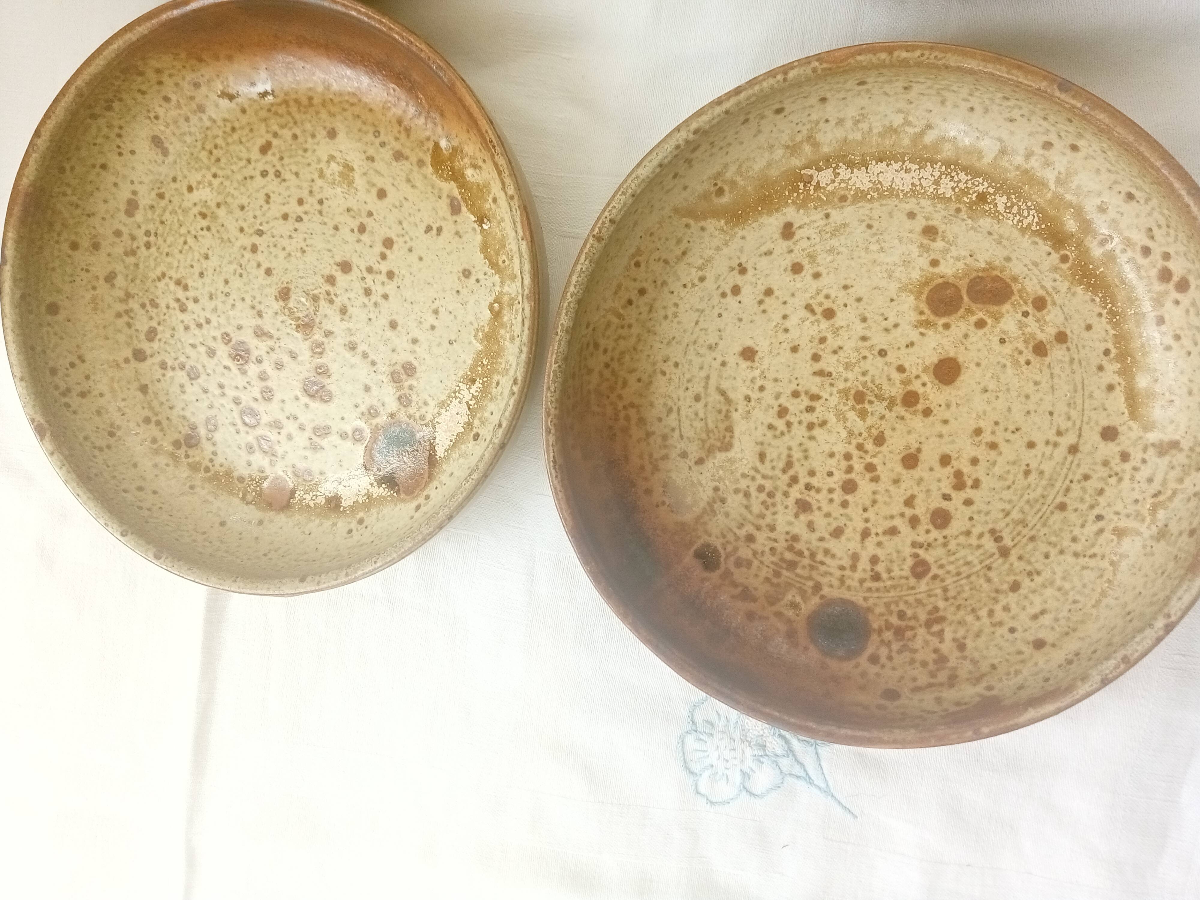 6 hollow sandstone plates