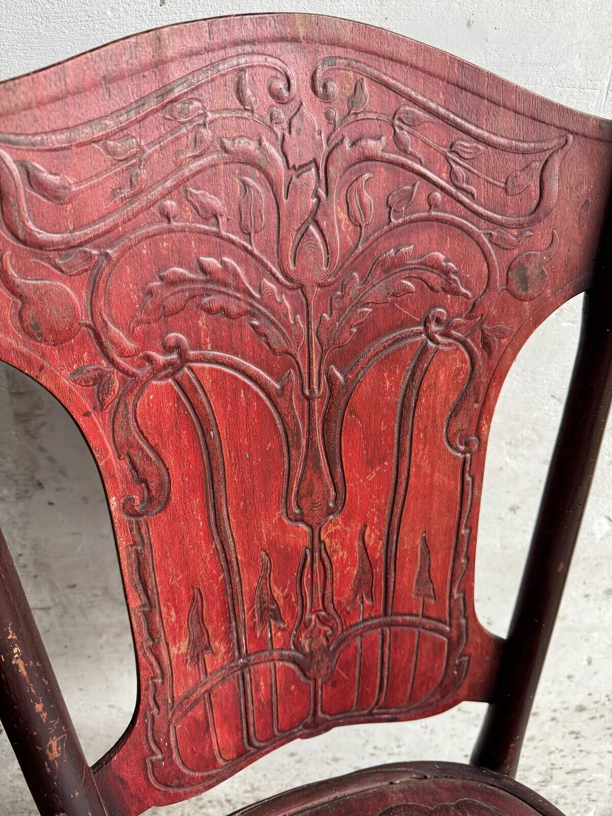 Set of 4 Art Nouveau bent beech wood chairs, deep red-brown embossed seats (Jacob & Josef Kohn, ca.1900)