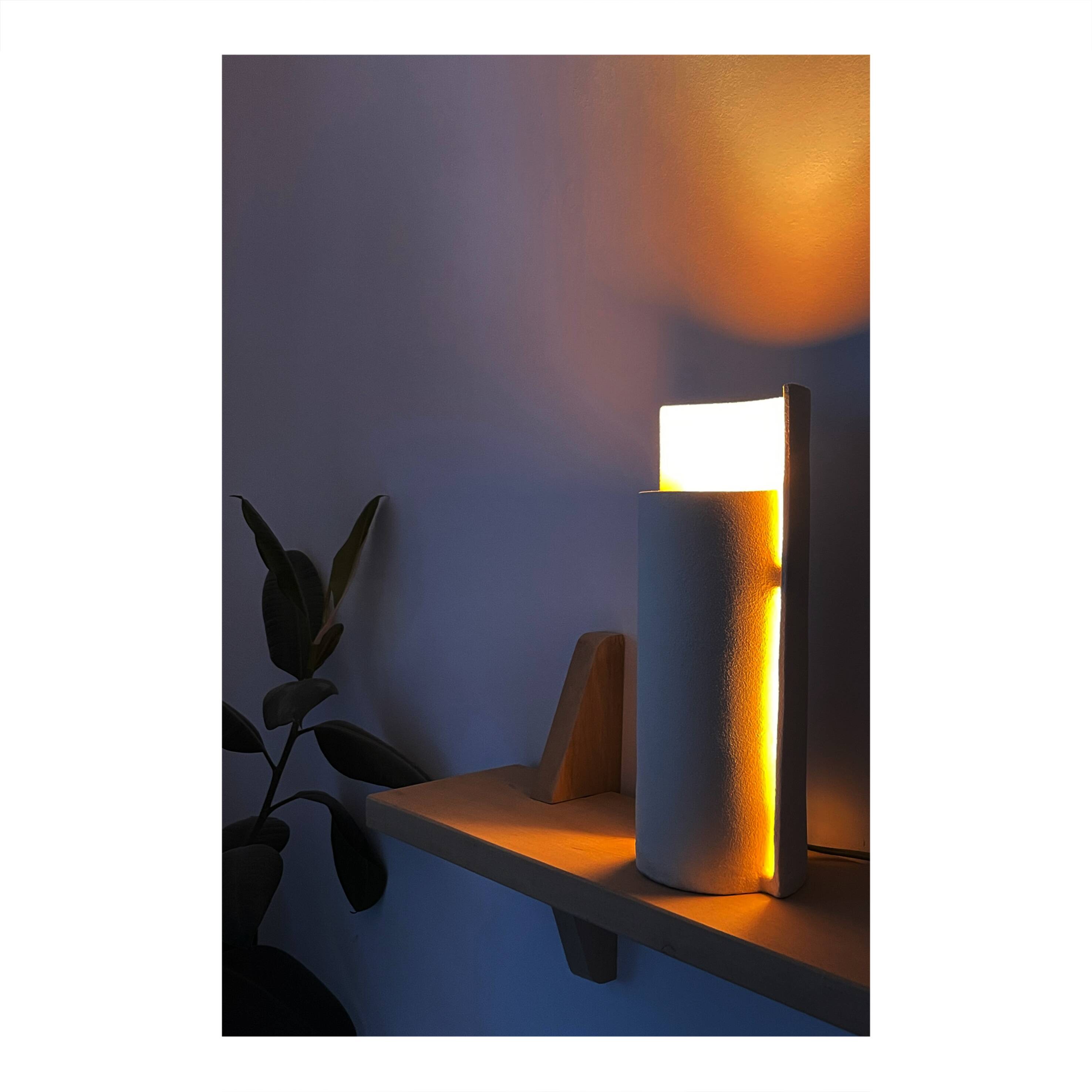 White sandstone tile lamp