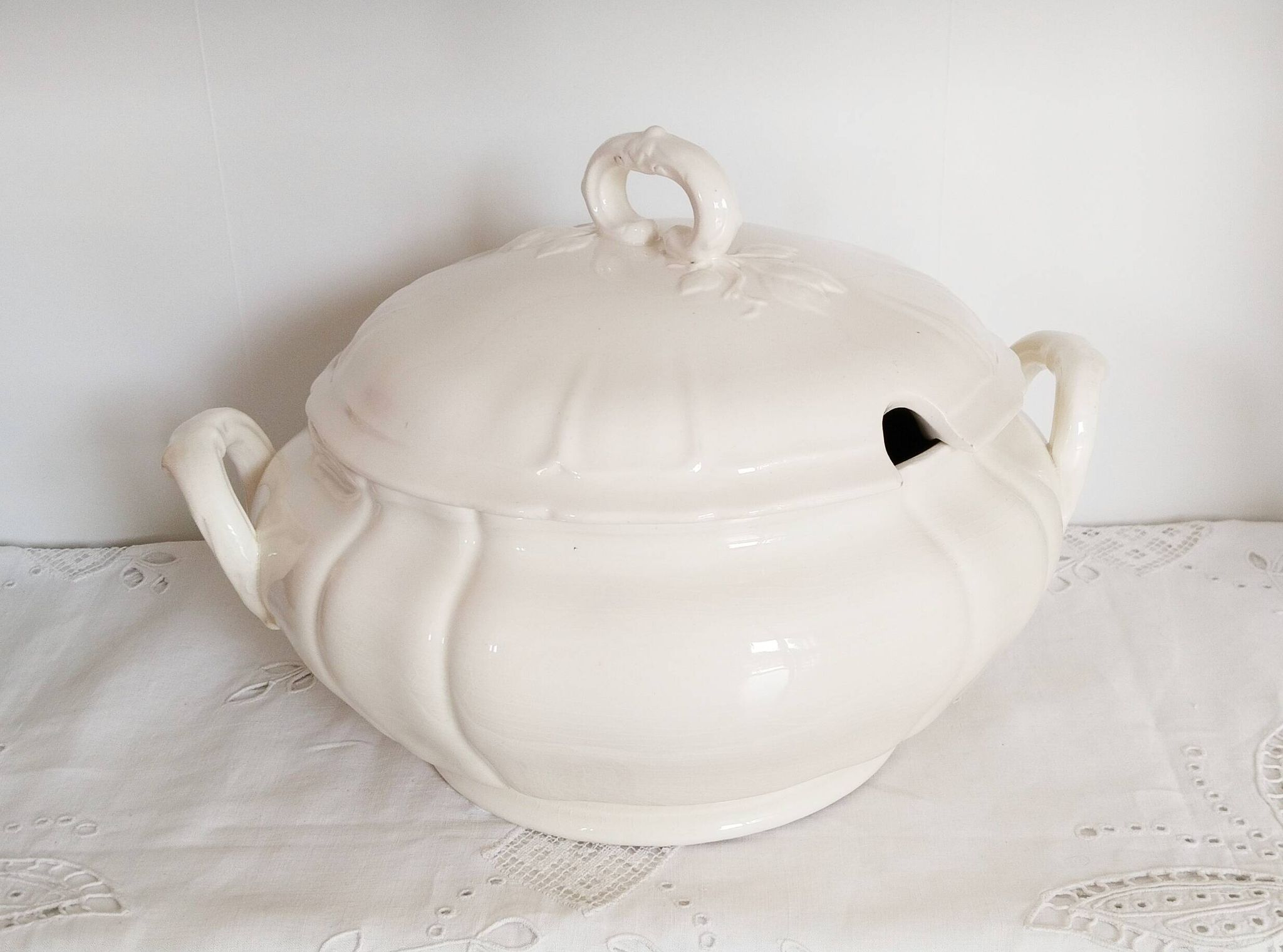 Soupière blanche Villeroy et Boch,   , en faïence