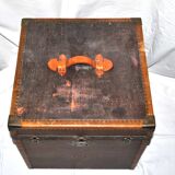 Old square trunk in wood, brass and leather - Travel chest 1920 45cm