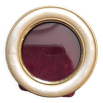 Small round frame