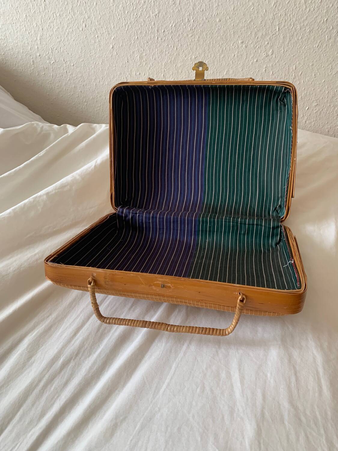Striped wicker handbag briefcase