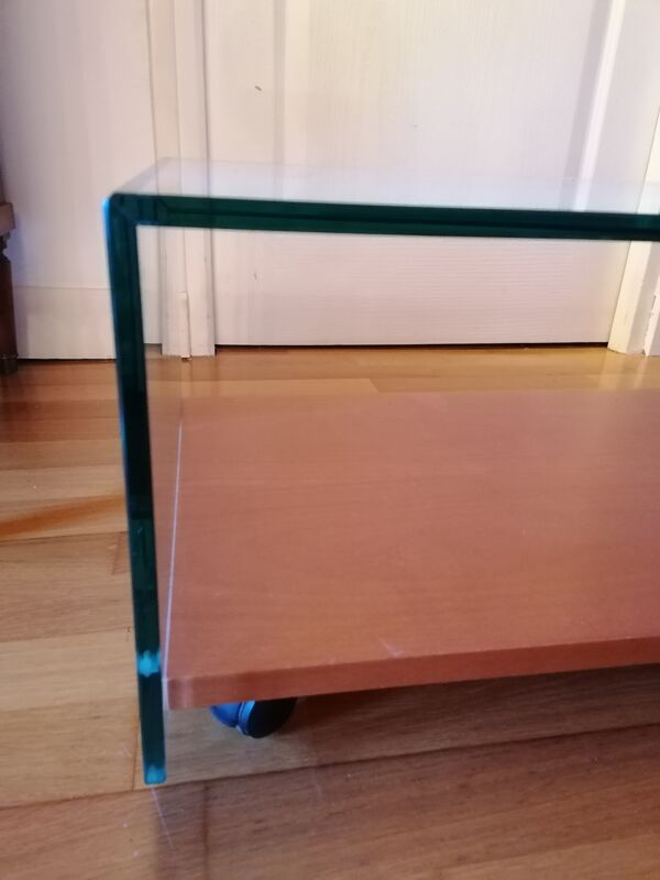 Meuble tv ou table basse à roulettes ''Artelano'' design minimalist.