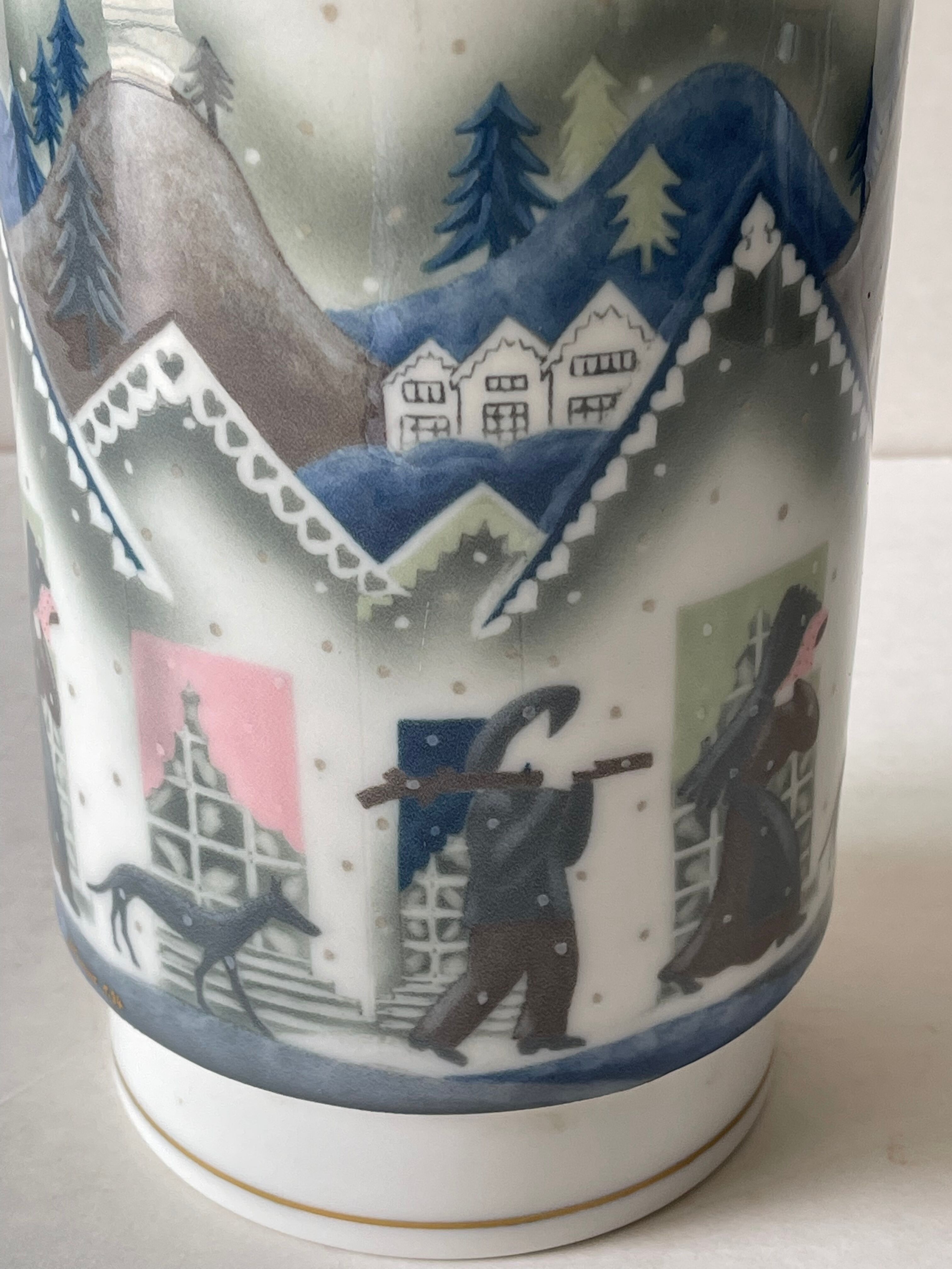 Vase Manufacture nationale de Sévres model Fontaine