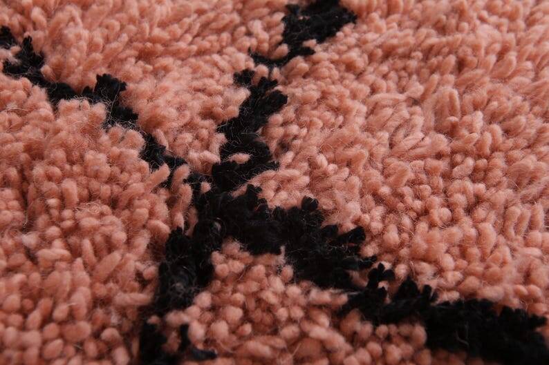 Traditional handmade wool Berber rug 250cmx150cm