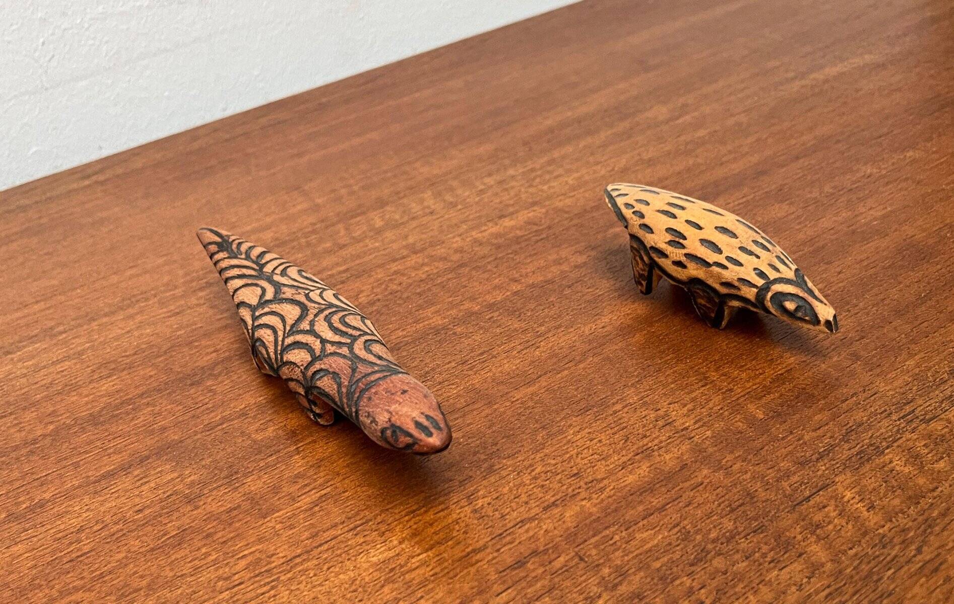 Vintage Australian Aboriginal Art Carved Wooden Animal Figurines, Set of 2