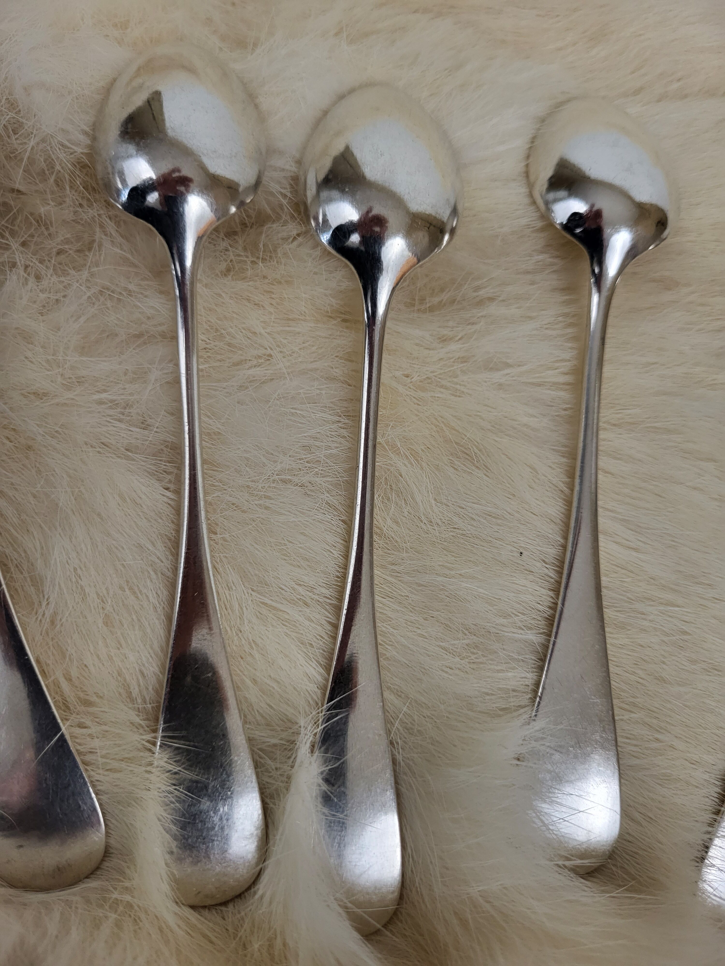 Set of 6 teaspoons in silver metal 18gr