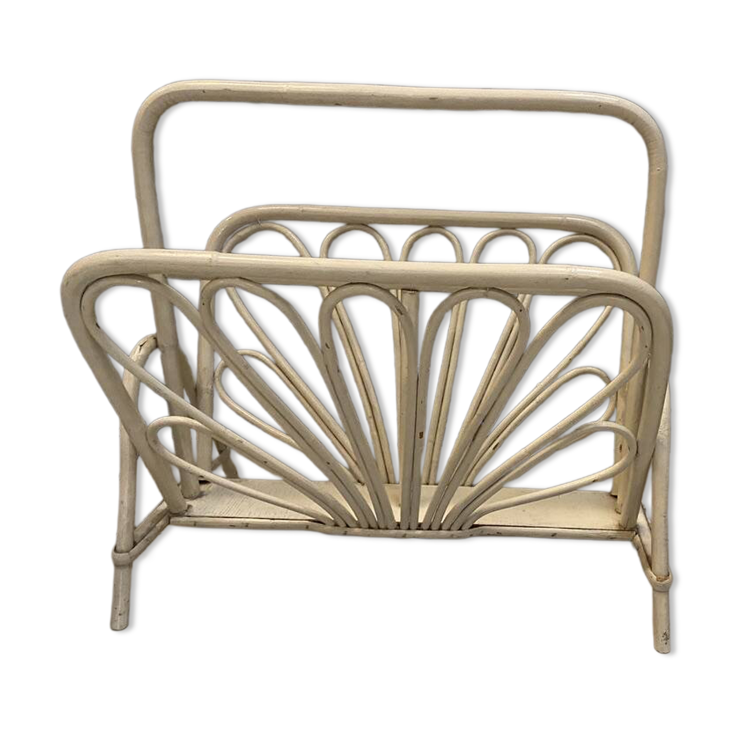 Porte-revues vintage en rotin blanc crème – Style Bohème / Éventail (Années