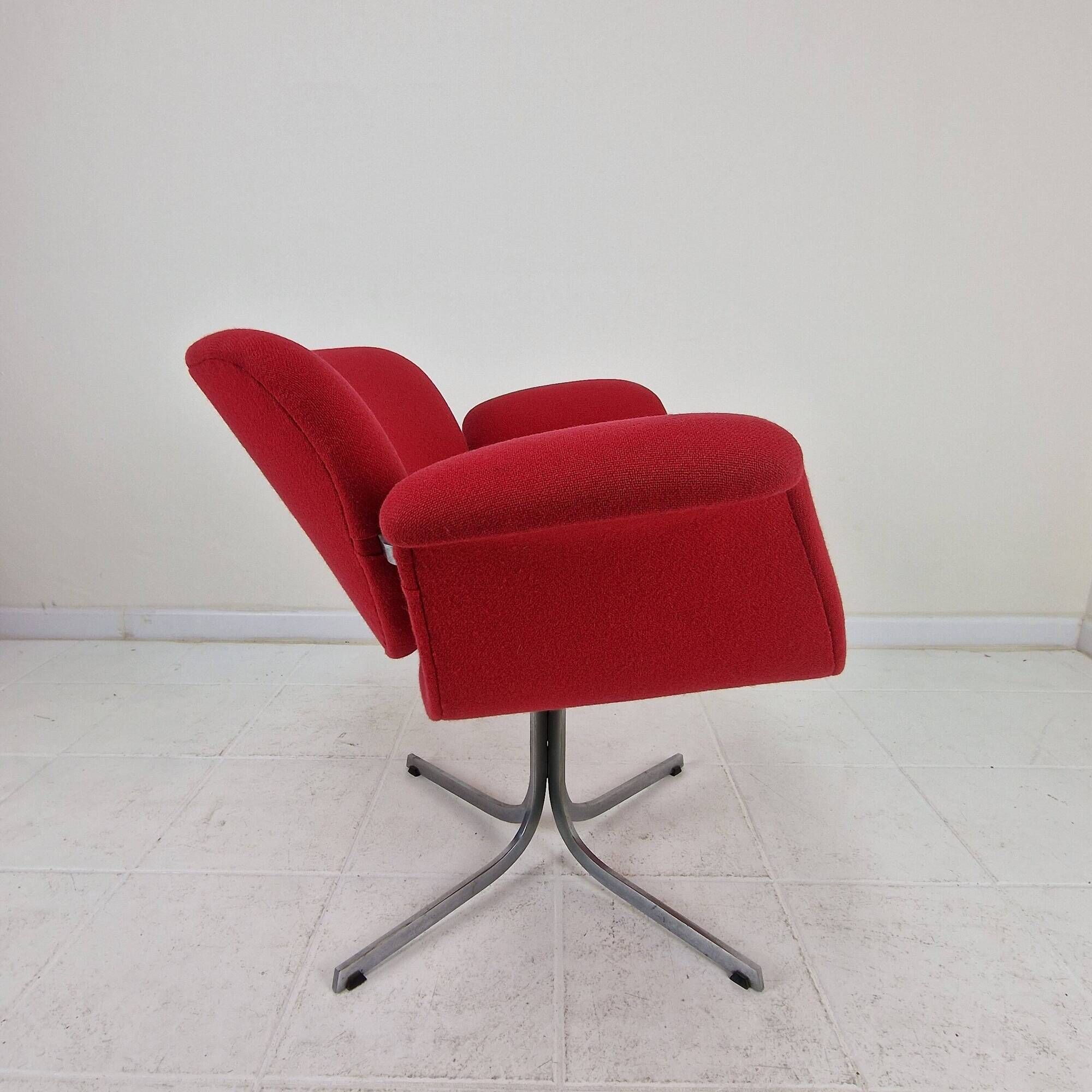 Set of 2 'Big Tulip' Easy Chairs (Model 543) by Pierre Paulin for Artifort