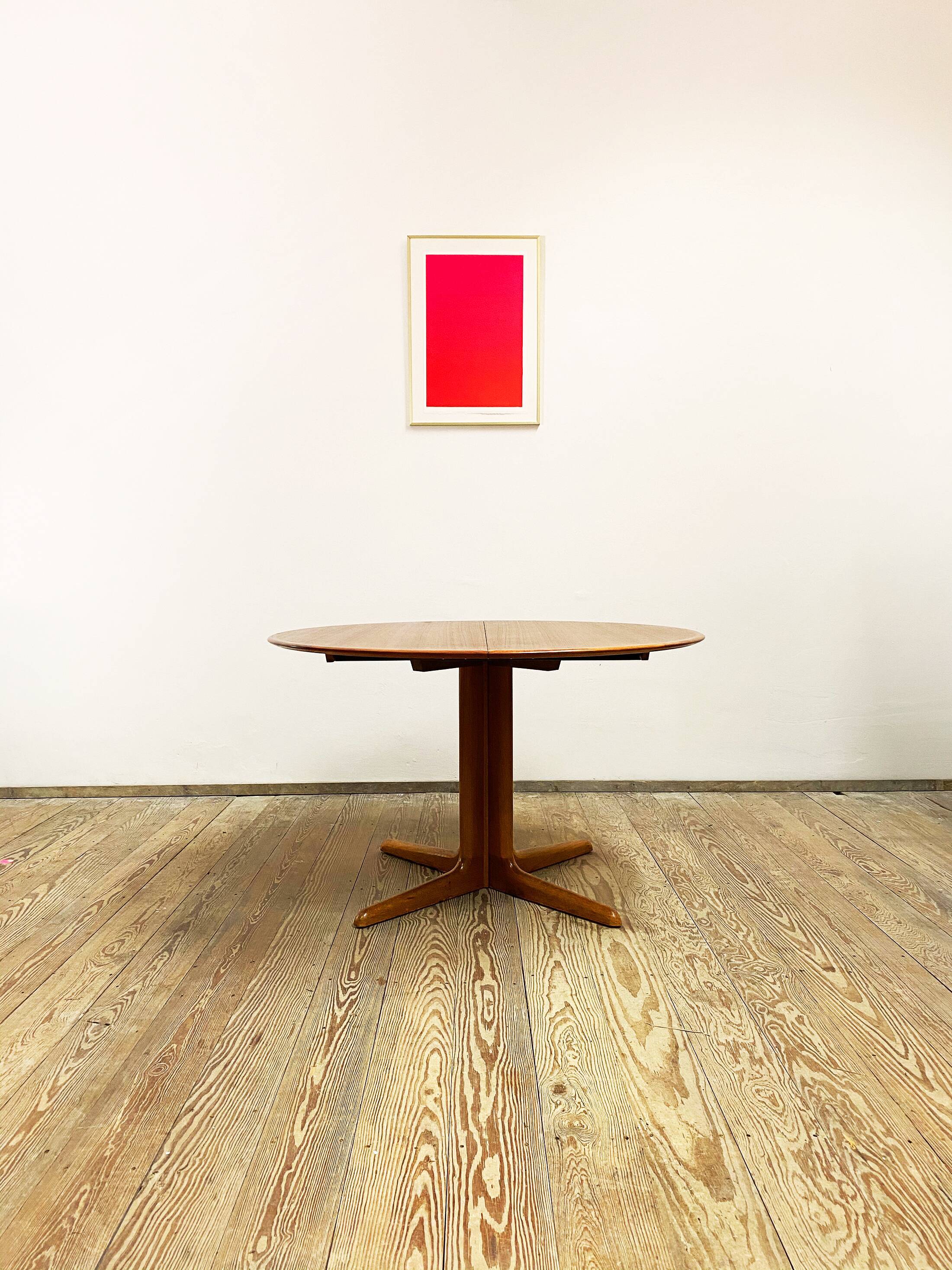 Round Circular Extendable Mid Century Teak Dining Table
