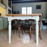 Farmhouse table