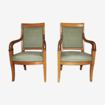 Pair of chairs catering in Walnut