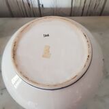 Ceramic vase decorating pink flowers