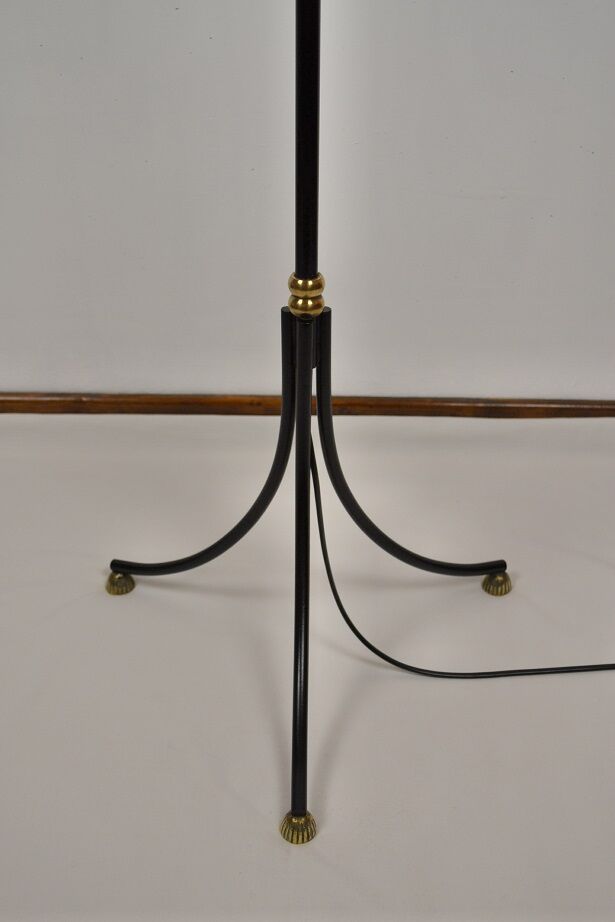 Vintage tripod lamp from the 60s