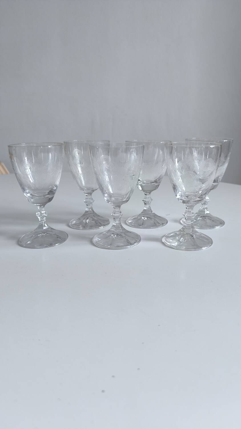 Set of 6 crystal wine glasses