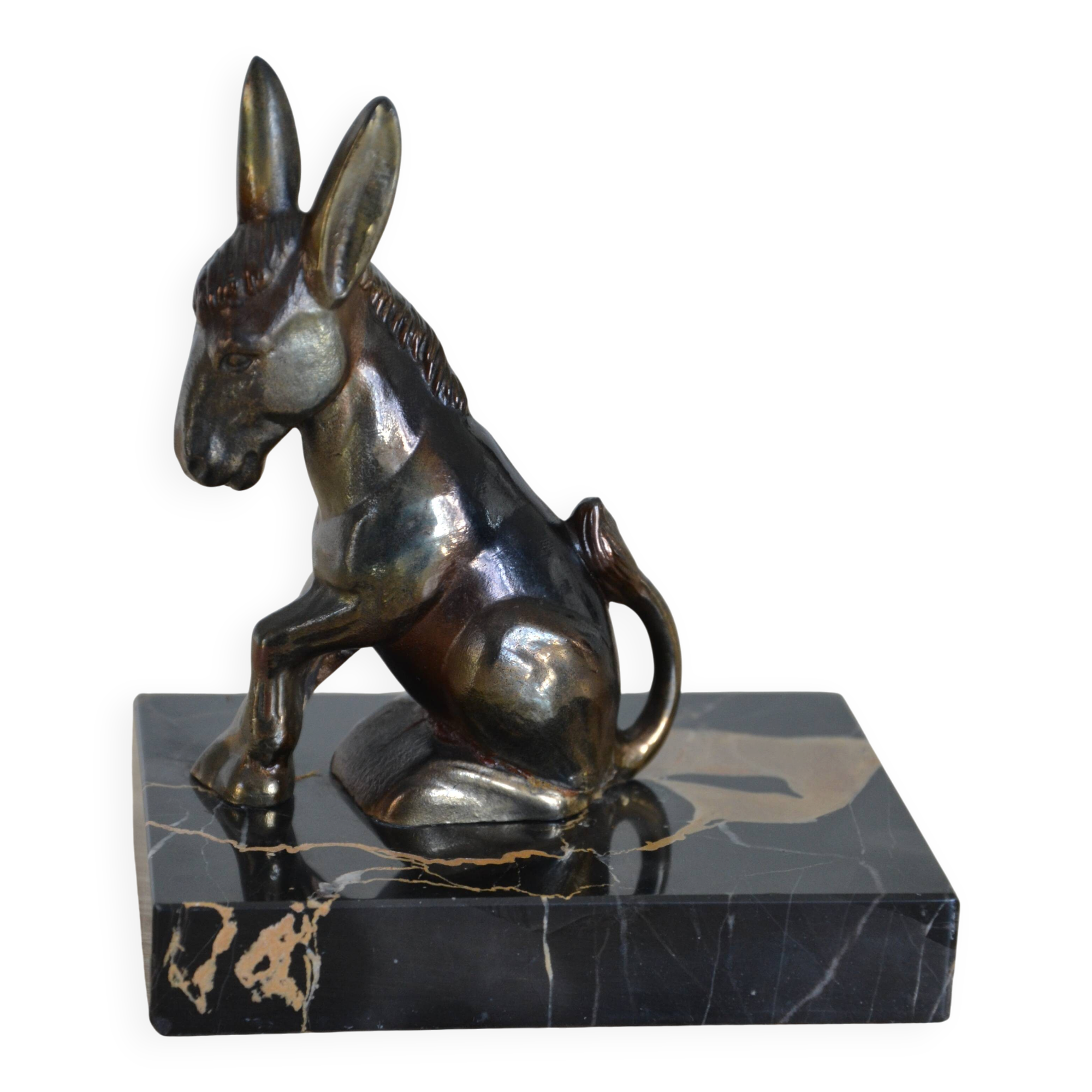 Free-standing donkey in resin