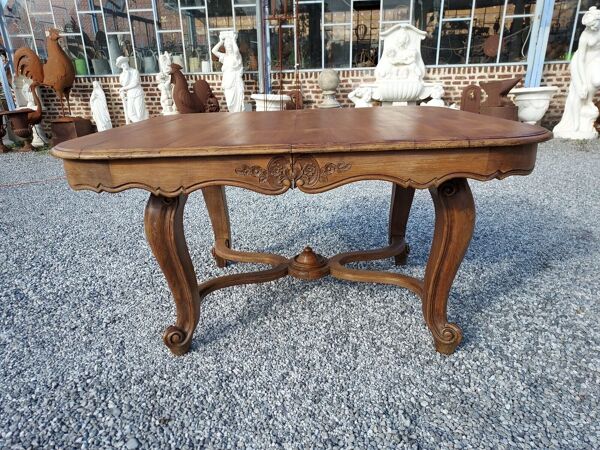 Table carrée style louis xv en merisier massif