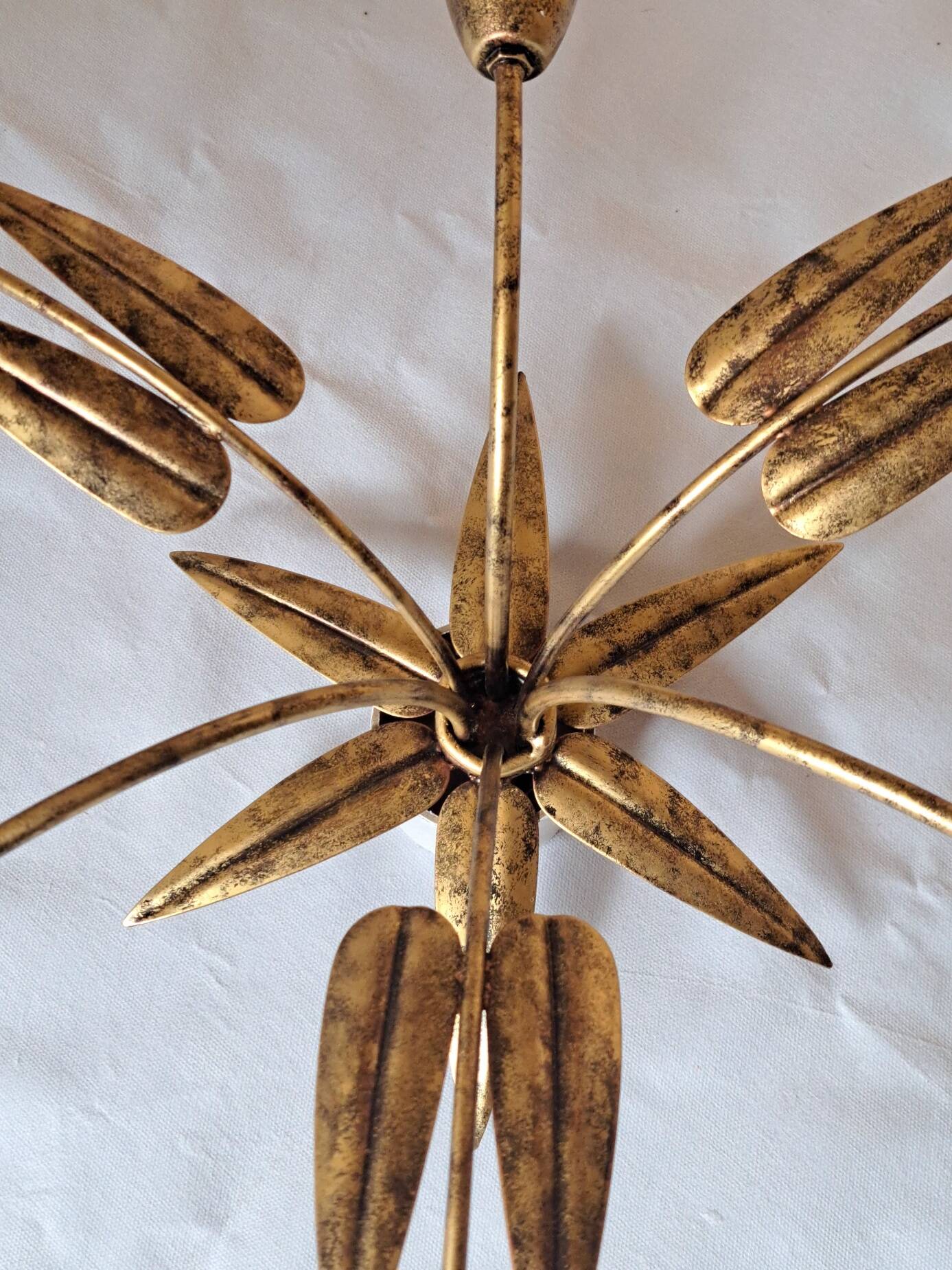 Plafonnier, applique feuille en métal doré