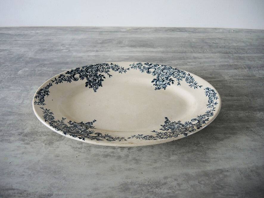 9 Iron Earth Plates - H Boulenger & Cie - Louis XV