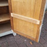 Parisian buffet a door