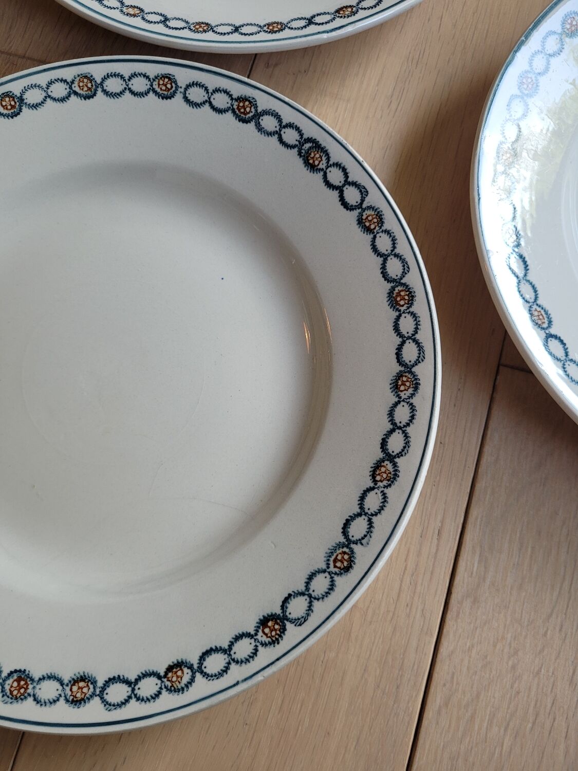 Lot n°2 of 4 flat plates BRE PMPS from Longwy