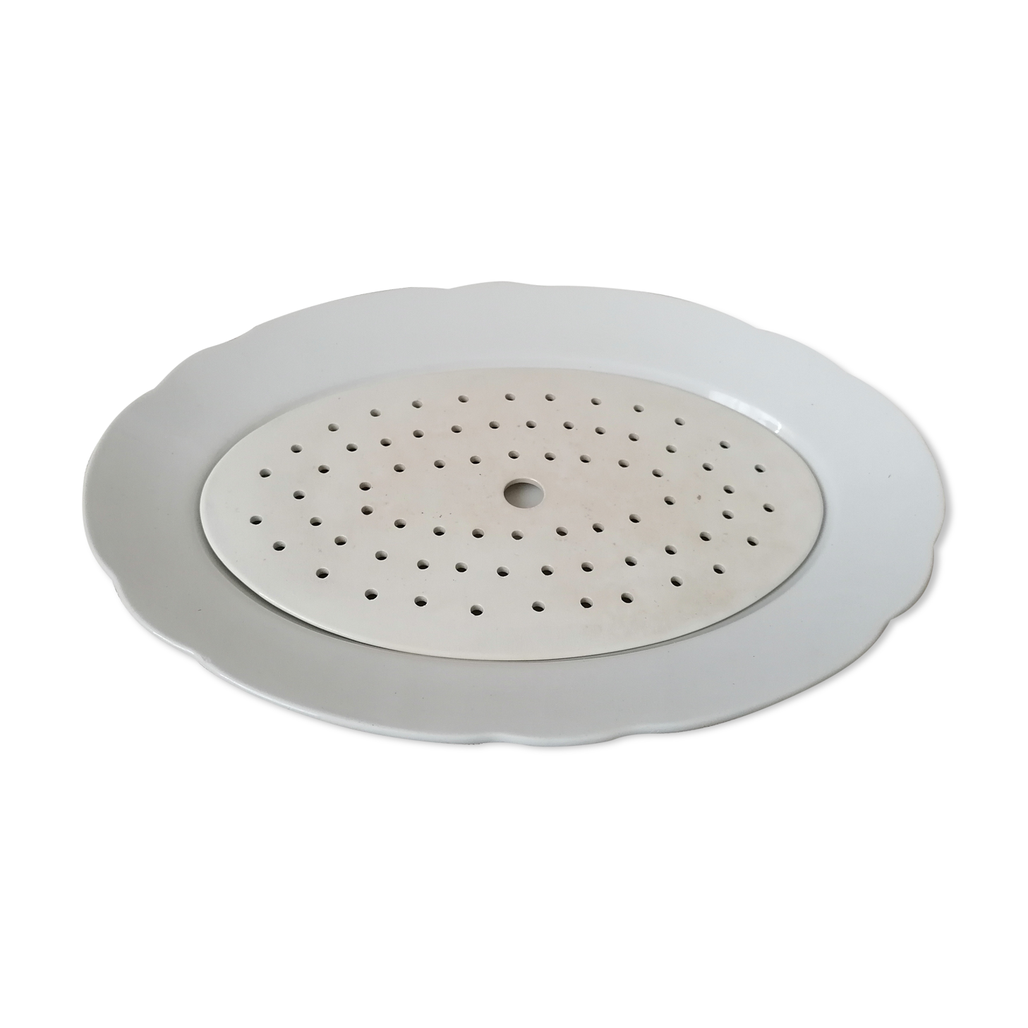 Flat and its earthenware drain Société Céramique Maastricht