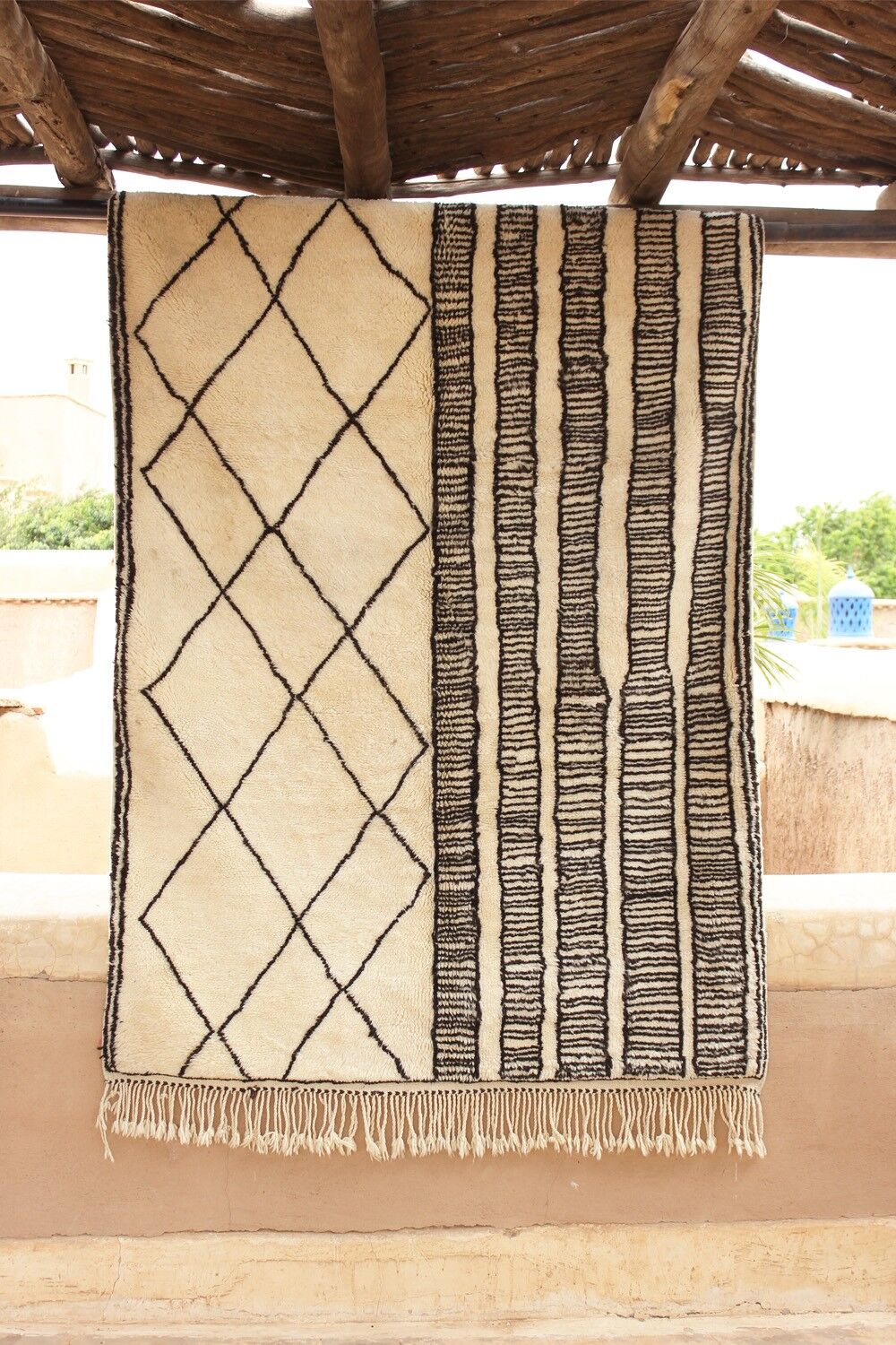 Berber Berber black and white or Ibd carpet 155 x 225