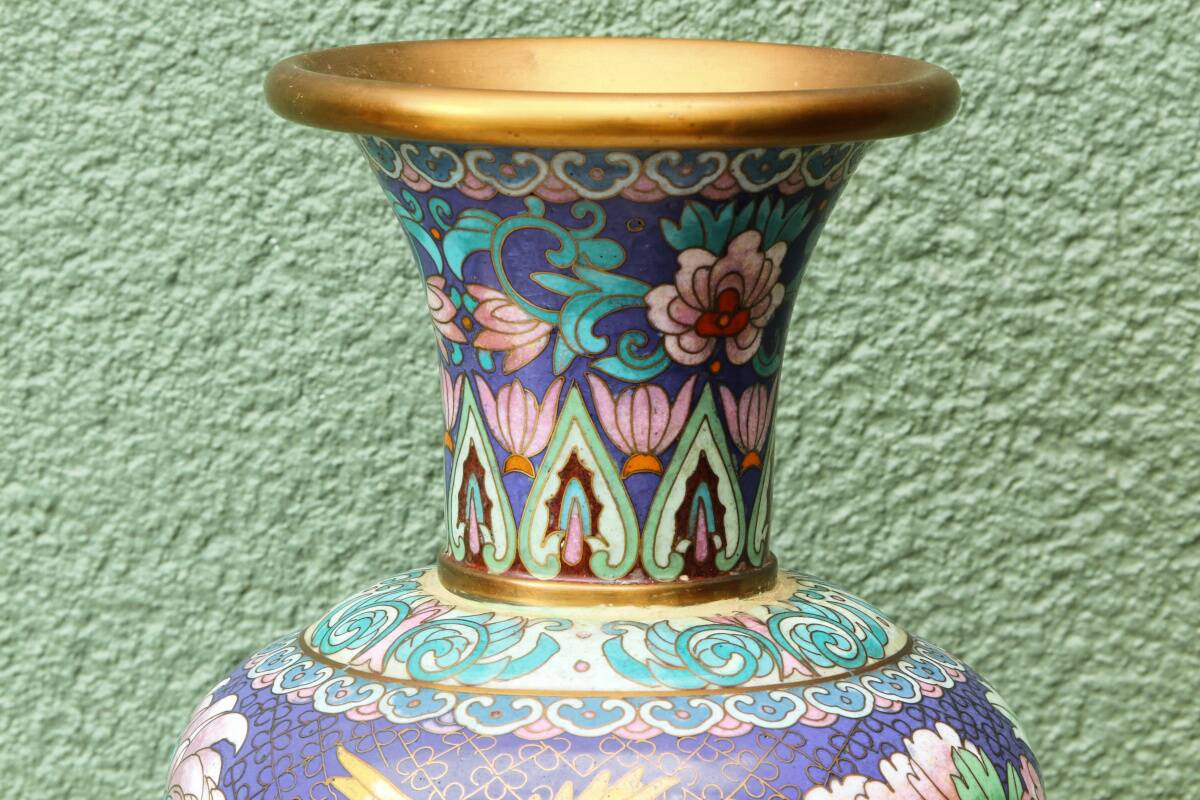 Vase in cloisonné enamel, China, peonies, birds
