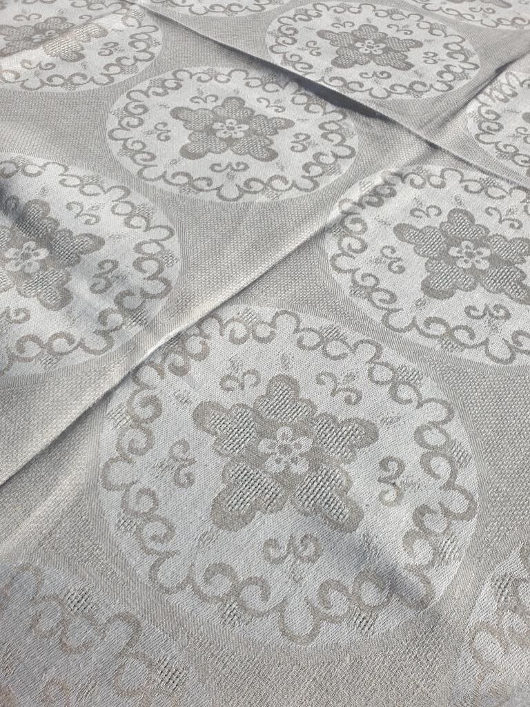 Set tablecloth & 18 vintage towels 138x280