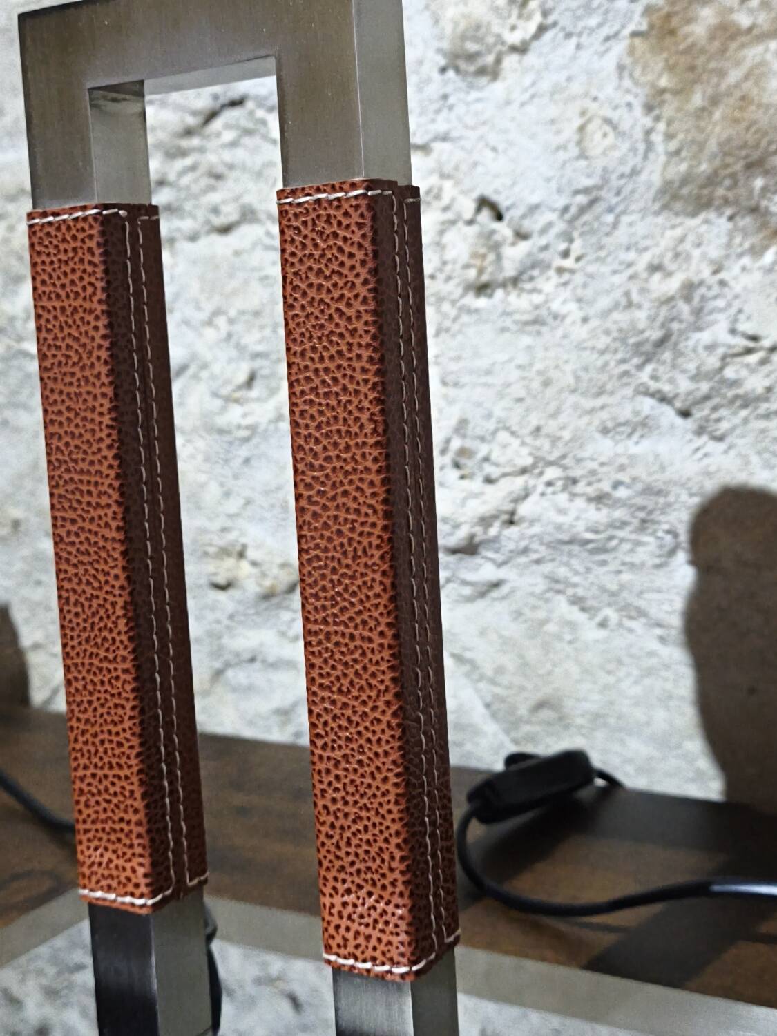 Pair of luxury lamps Bover model Ema - leather & nickel-plated brass