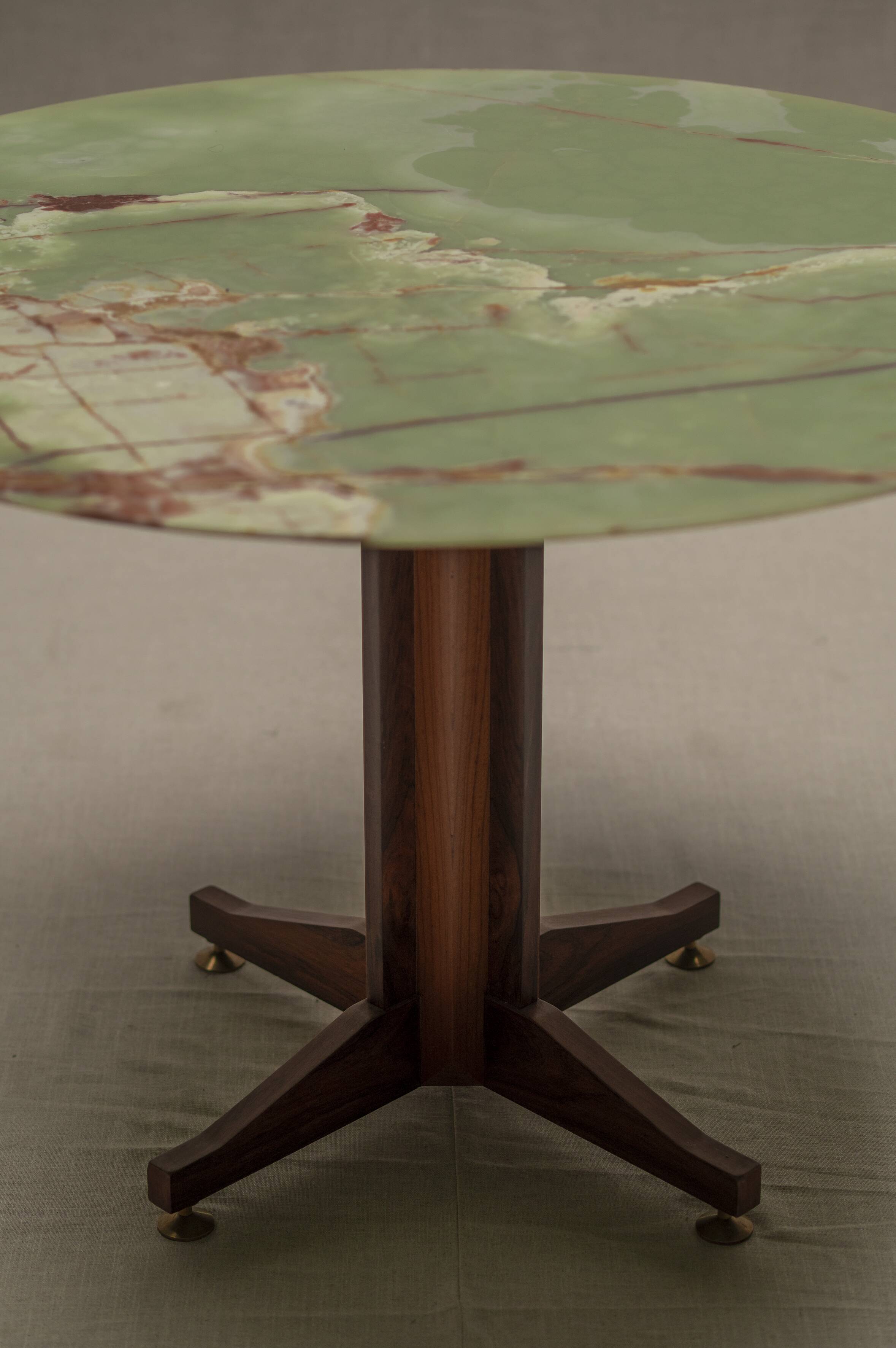 Onyx and brass dining table after Ignazio Gardella