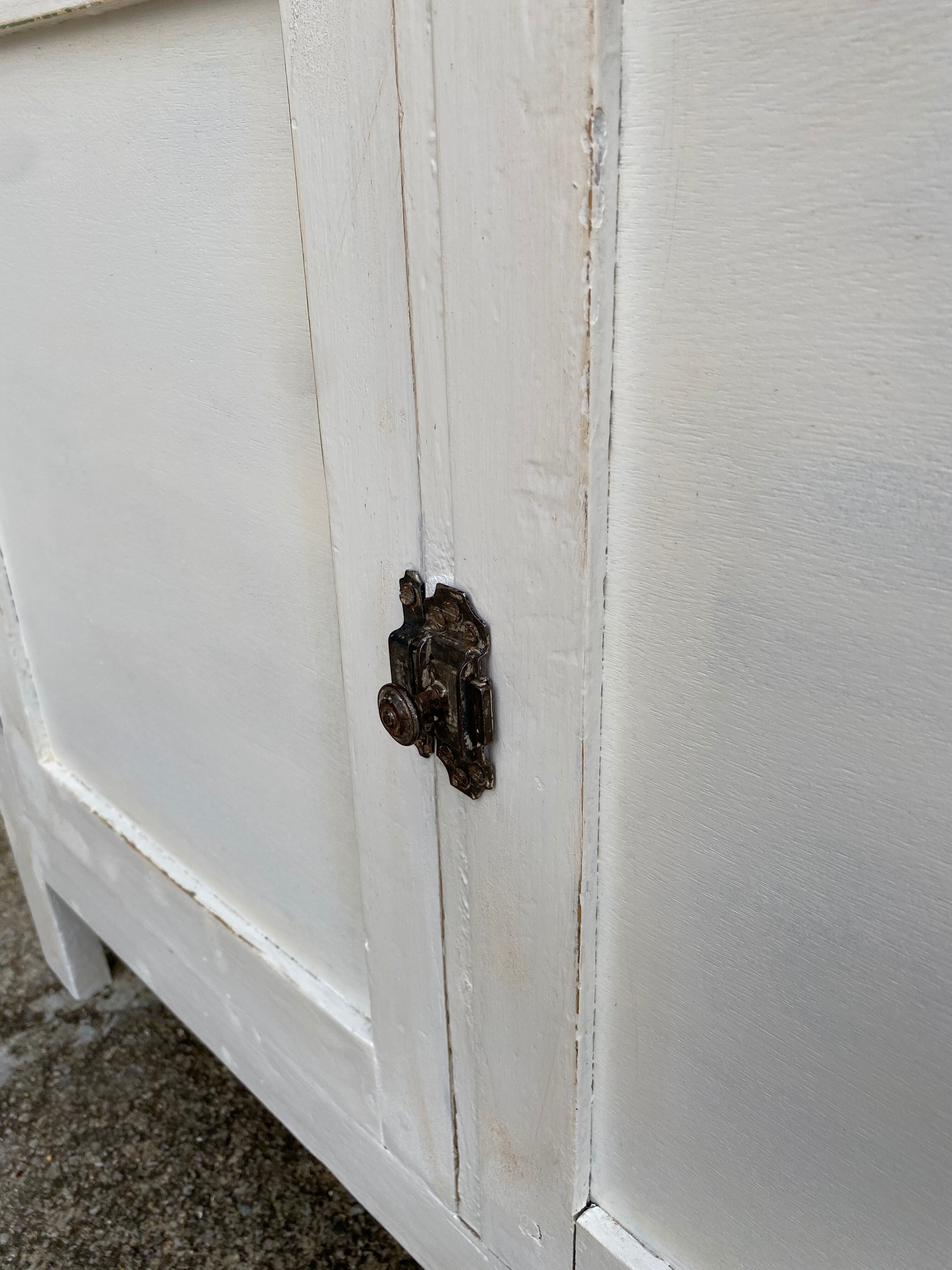 Parisian buffet patinated