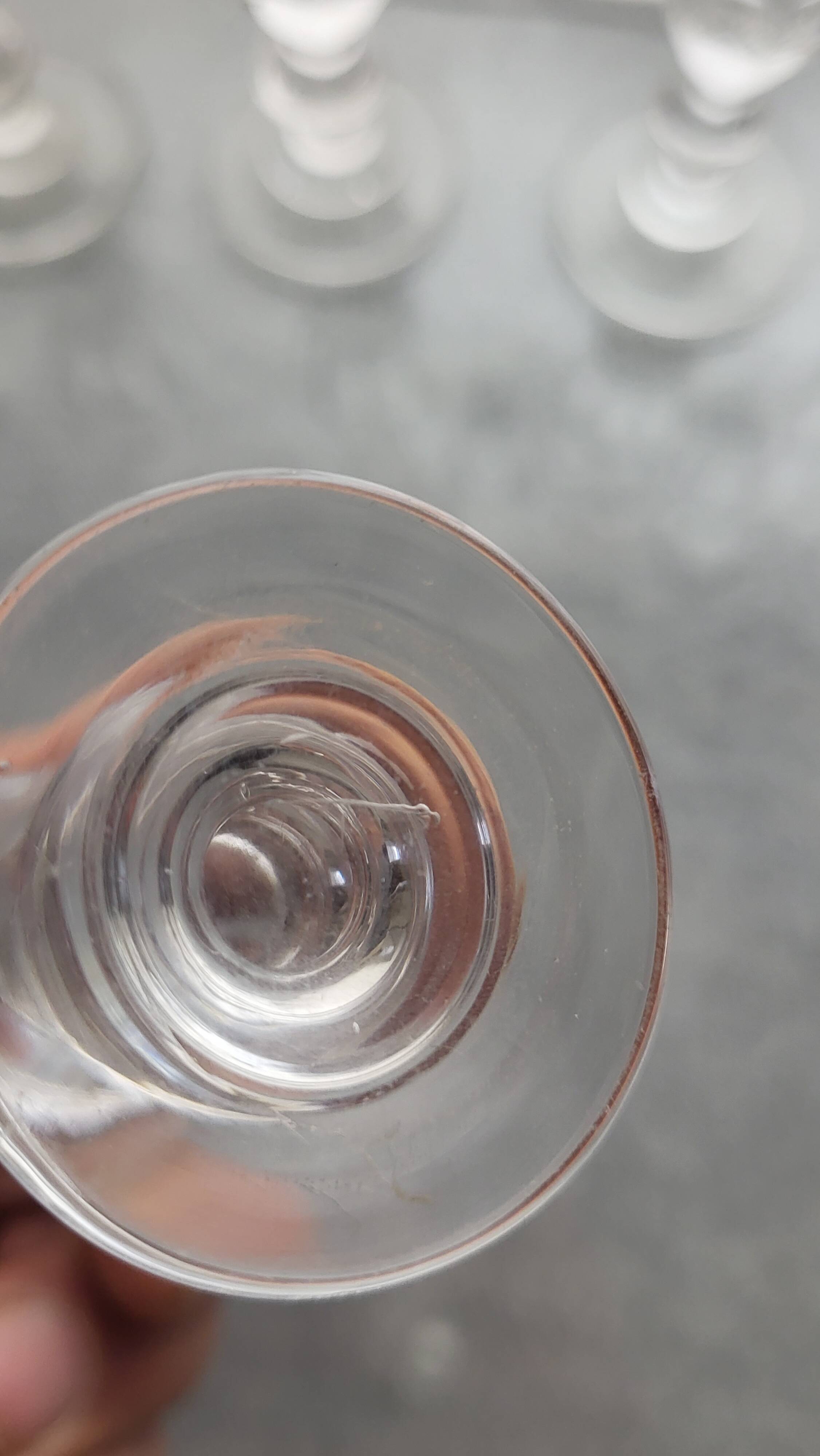 9 verres digestif en cristal Forme Baccarat Caton