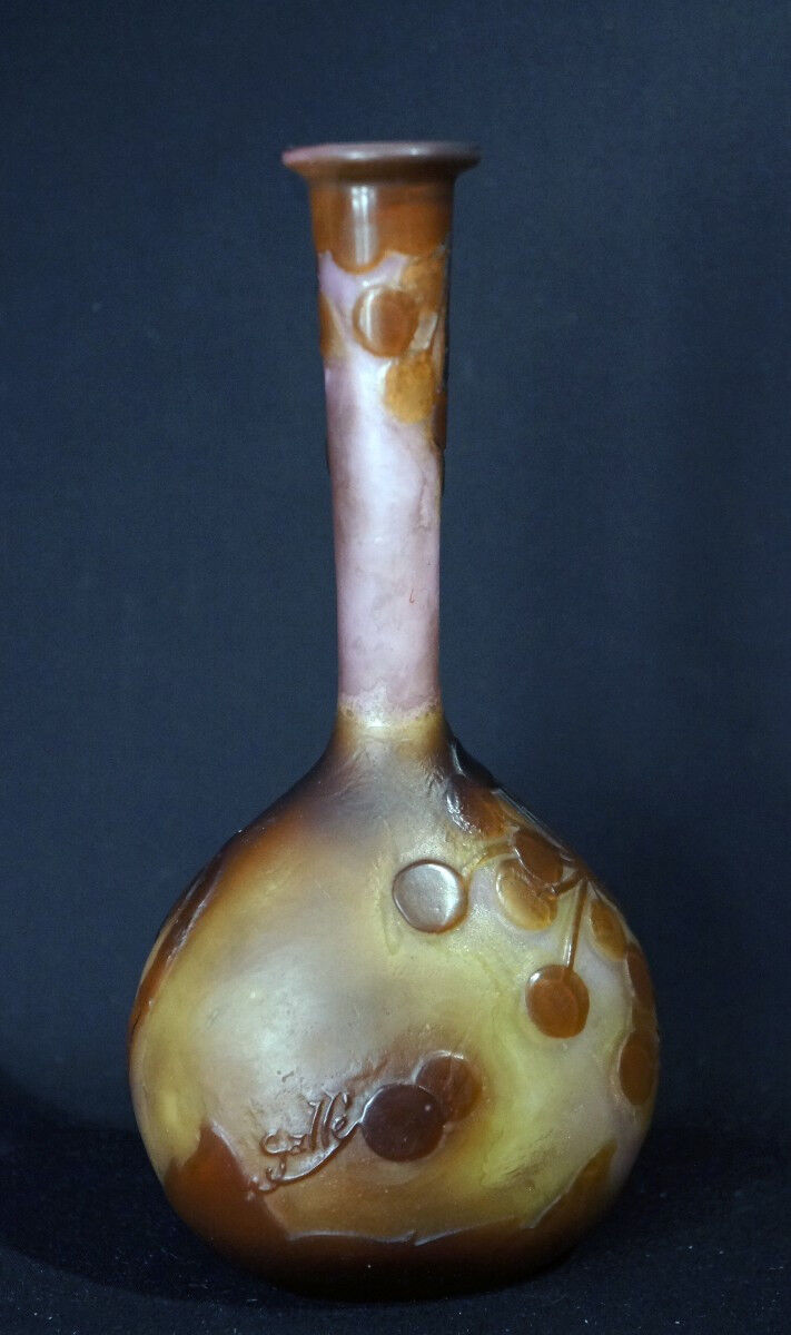 Émile Gallé Art Nouveau vase circa 1895–1904