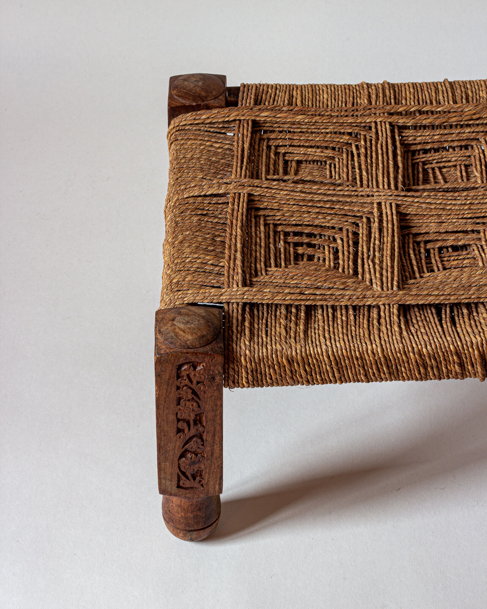 Traditional low stool - Artisanal manufacture - 2nd half of the twentieth century